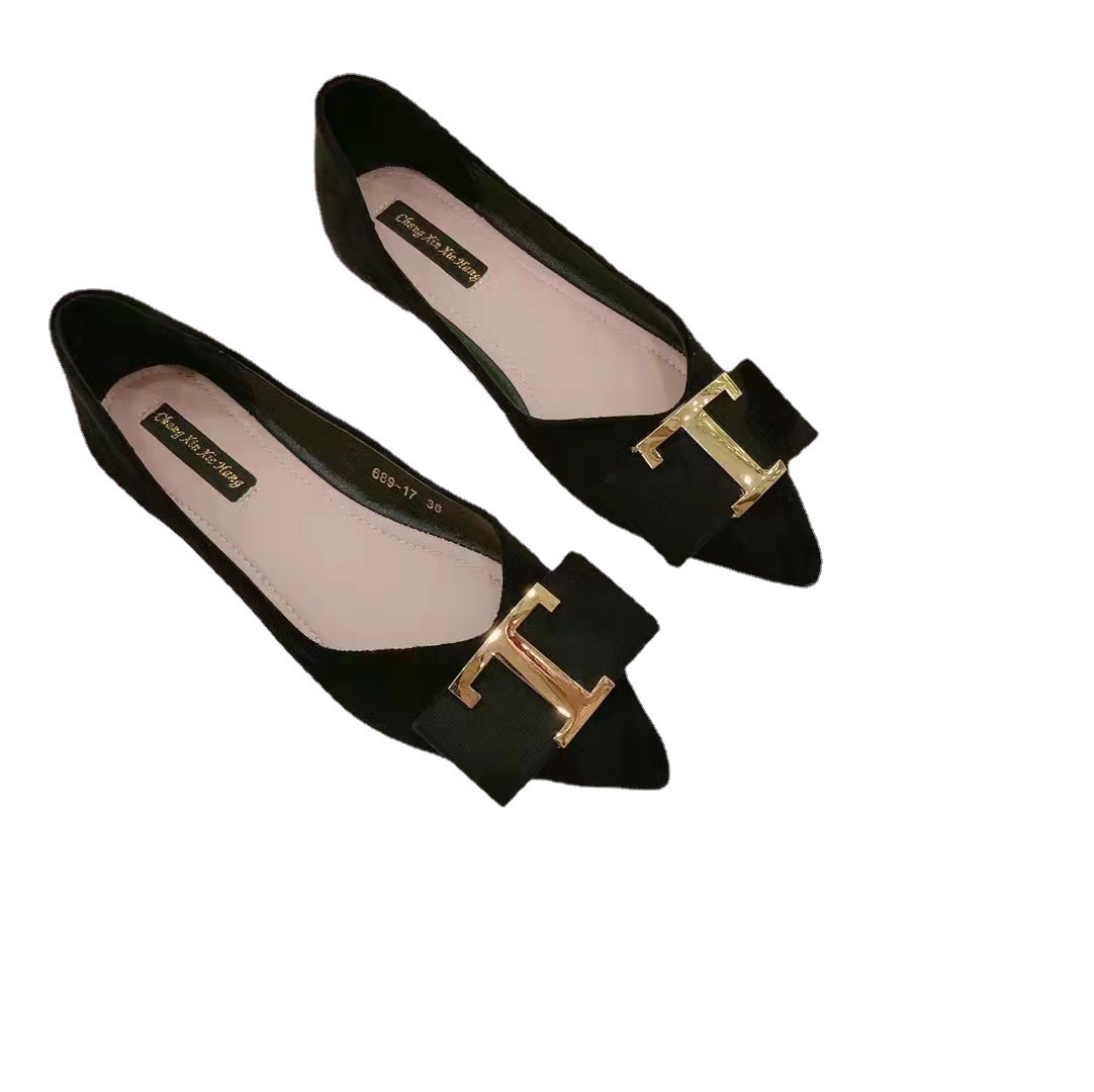 Sharp pointed flat bottomed bag 2022 Spring and Autumn new style shallow mouth small fragrance soft sole fashionable women's shoes Sharp pointed flat bottomed bag 2022 Spring and Autumn new style shallow mouth small fragrance soft sole fashionable women's shoes