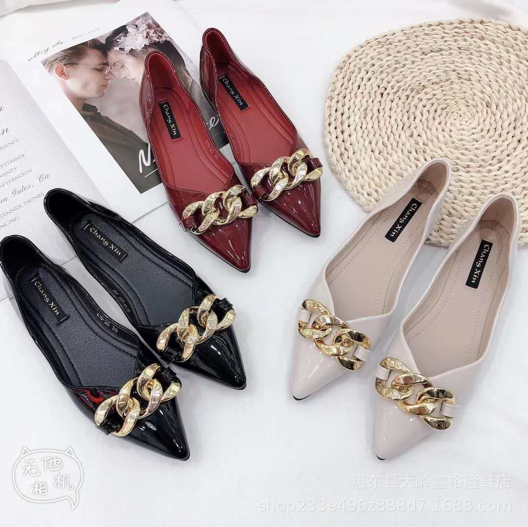 2025 Four Seasons New Women's Shoes Lacquer Leather Pointed Metal Buckle Shallow Mouth Flat Bottom Drip Plastic Overbag Shoes Fashion Style 2025 Four Seasons New Women's Shoes Lacquer Leather Pointed Metal Buckle Shallow Mouth Flat Bottom Drip Plastic Overbag Shoes Fashion Style