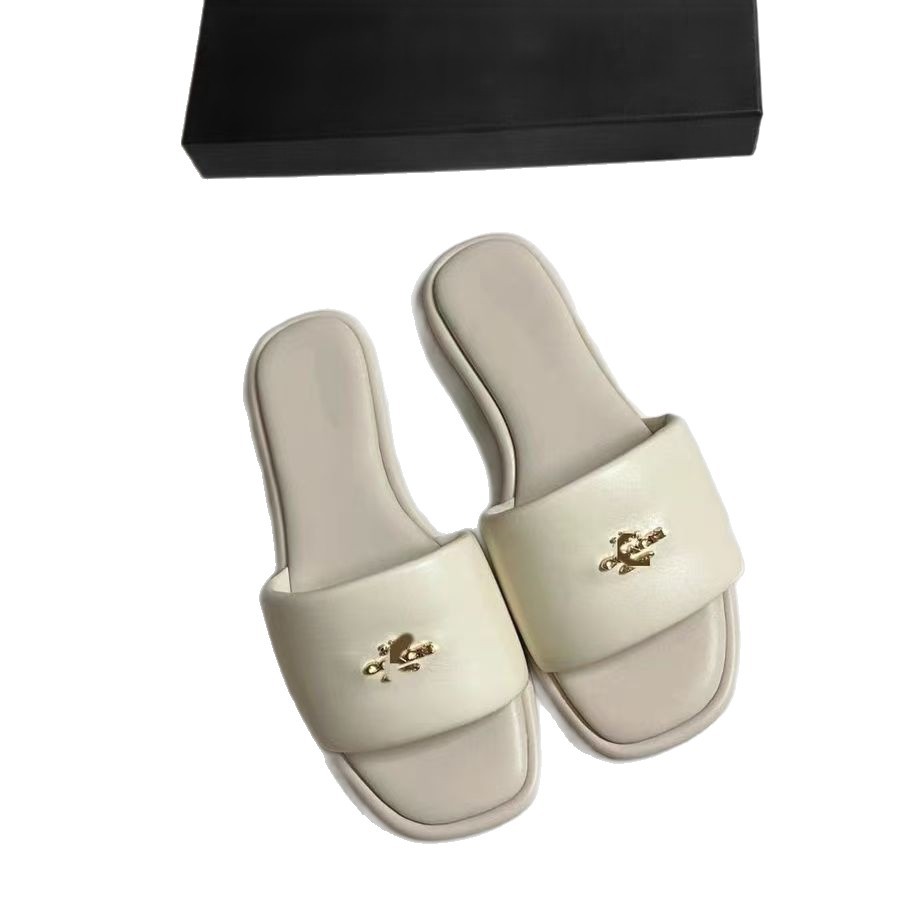 2024 new European and American women's Middle Eastern leather metal buckle high-heeled slippers for home and outdoor wear temperament sandals factory 2024 new European and American women's Middle Eastern leather metal buckle high-heeled slippers for home and outdoor wear temperament sandals factory