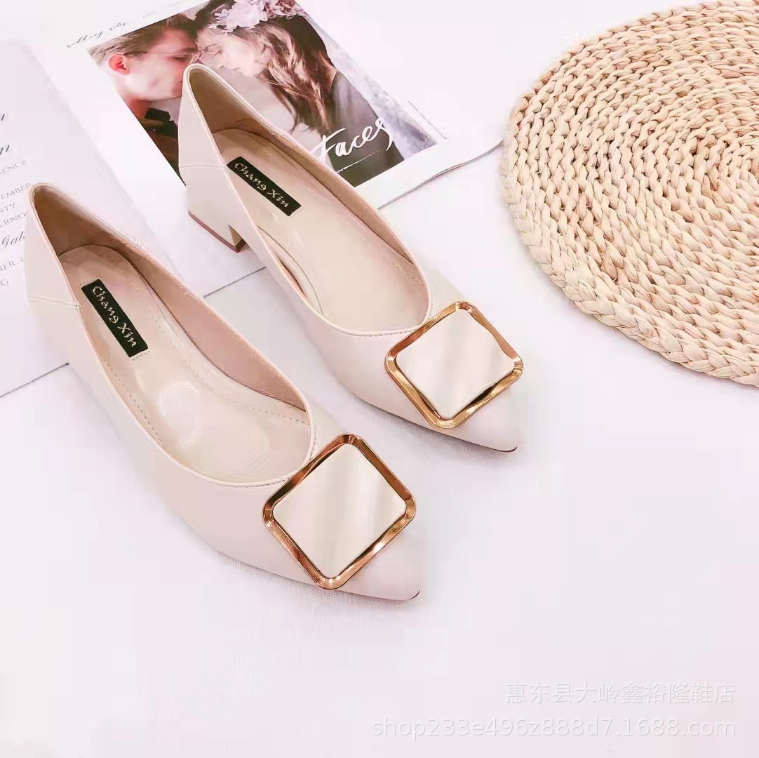 2022 New Pointed Shallow Mouth Single Shoe Square Buckle Work Shoes Fashion Coarse Heel Shoes 2022 New Pointed Shallow Mouth Single Shoe Square Buckle Work Shoes Fashion Coarse Heel Shoes