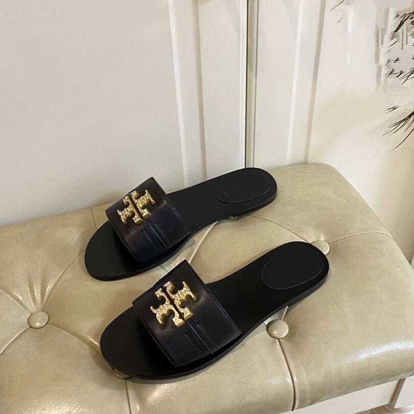 TB rhinestone women's slippers 2025 summer new casual and comfortable flat bottomed women's cool one-piece slippers