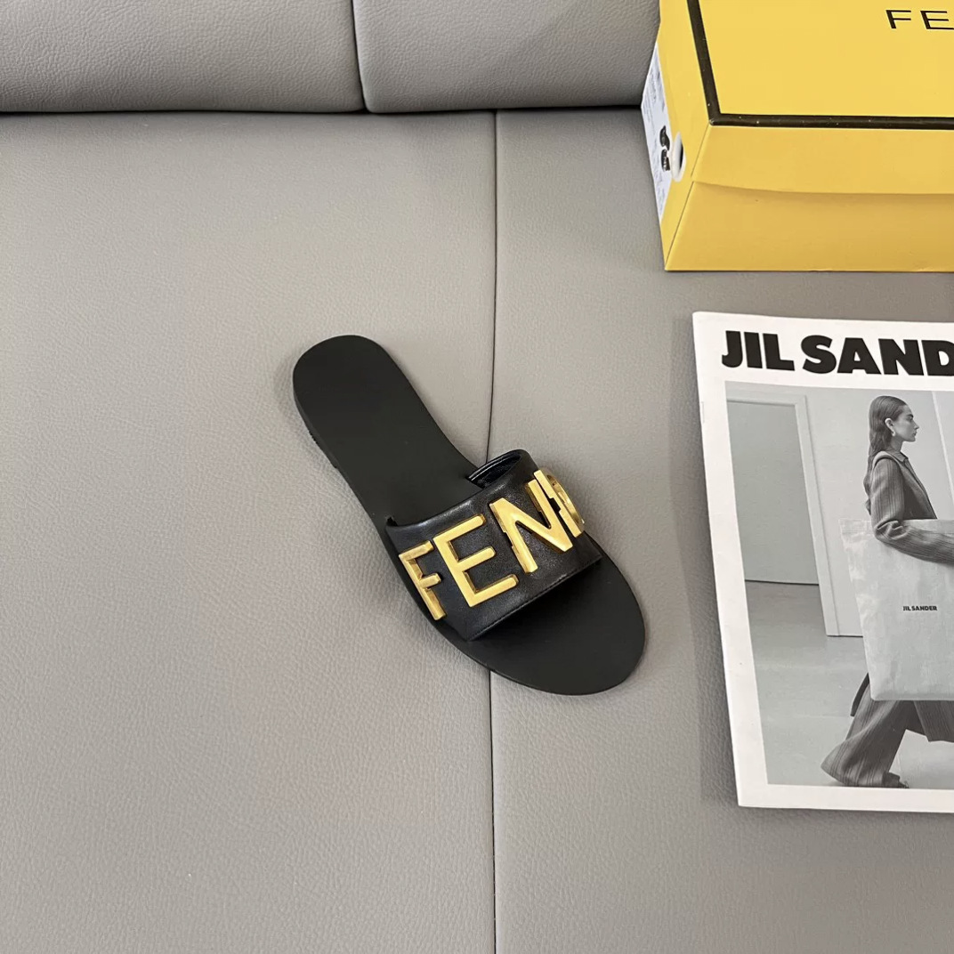 2025 New European and American Style Metal Letter Slippers with One Word Strap for Female Lazy Fashion F Series Cool Slippers 2025 New European and American Style Metal Letter Slippers with One Word Strap for Female Lazy Fashion F Series Cool Slippers