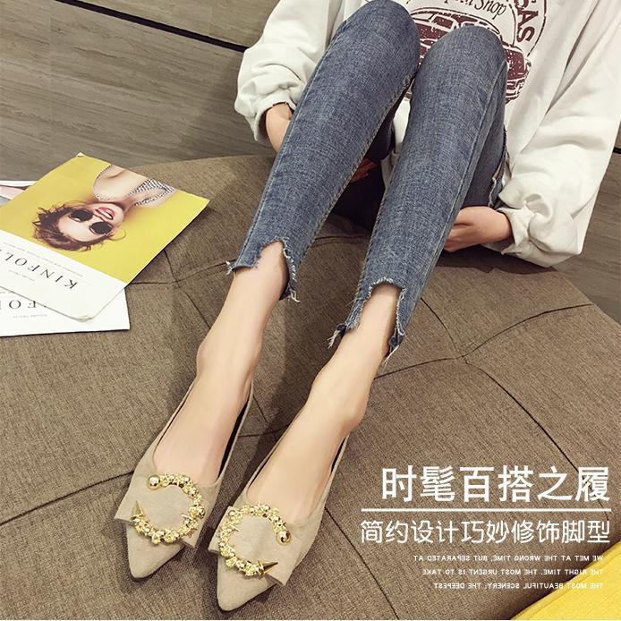 Internet celebrity fashion shallow mouth single shoe women 2024 spring style flat bottomed metal bean soft sole lazy one foot women's shoes Internet celebrity fashion shallow mouth single shoe women 2024 spring style flat bottomed metal bean soft sole lazy one foot women's shoes
