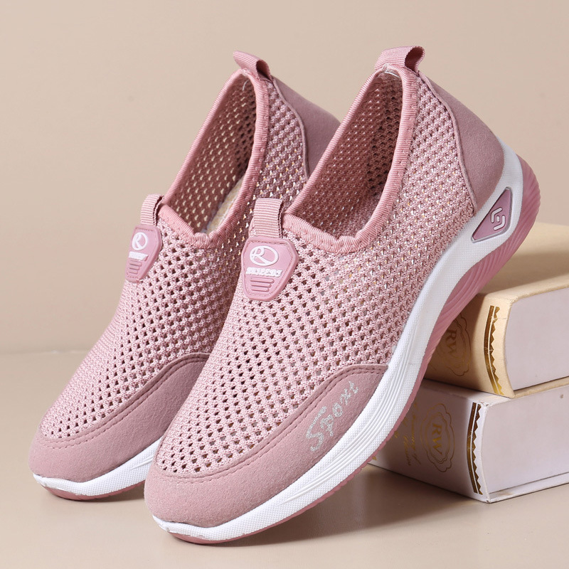 Summer new middle-aged and elderly mesh shoes breathable fly woven mother shoes soft sole comfortable casual cloth shoes for children Summer new middle-aged and elderly mesh shoes breathable fly woven mother shoes soft sole comfortable casual cloth shoes for children