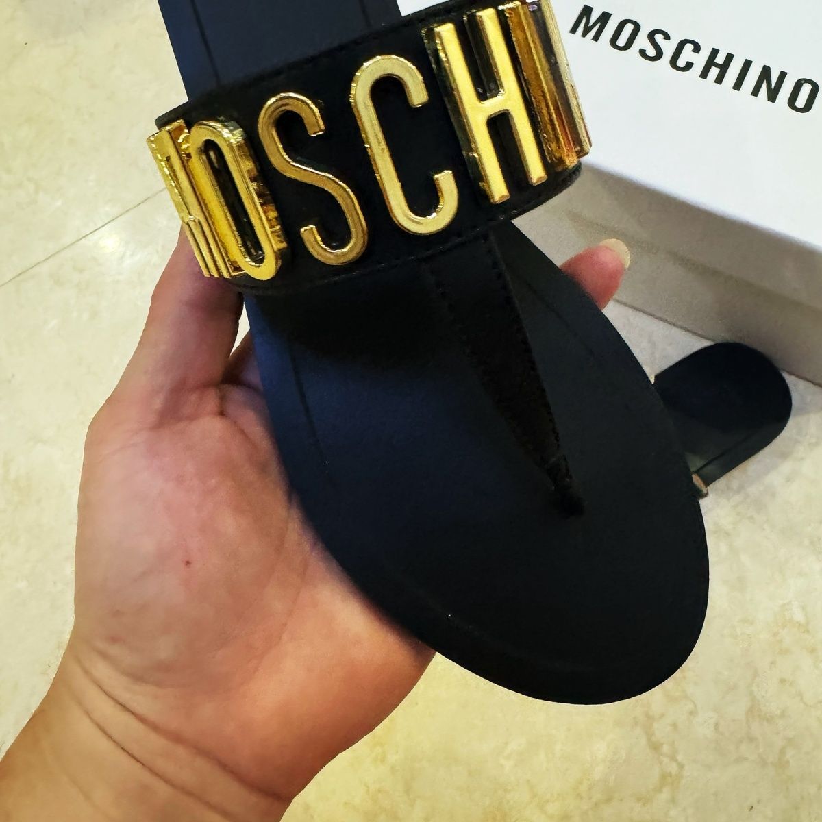 2025 Fashion Sandals with Flat Heels, Women's Outdoor Wear, Summer Metal, Internet Celebrity, Large Women's Shoes, Versatile Alphabet, British 2025 Fashion Sandals with Flat Heels, Women's Outdoor Wear, Summer Metal, Internet Celebrity, Large Women's Shoes, Versatile Alphabet, British