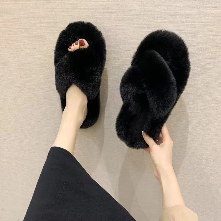 Hairy slippers for women wearing outerwear, internet famous plus size 2024 new item, autumn and winter warm outerwear cross hair slippers wholesale Hairy slippers for women wearing outerwear, internet famous plus size 2024 new item, autumn and winter warm outerwear cross hair slippers wholesale