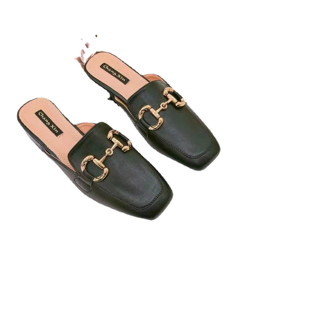 2022 new slippers for women's summer outdoor wear, with a half mop and a Korean version flat bottomed casual anti slip cool slippers