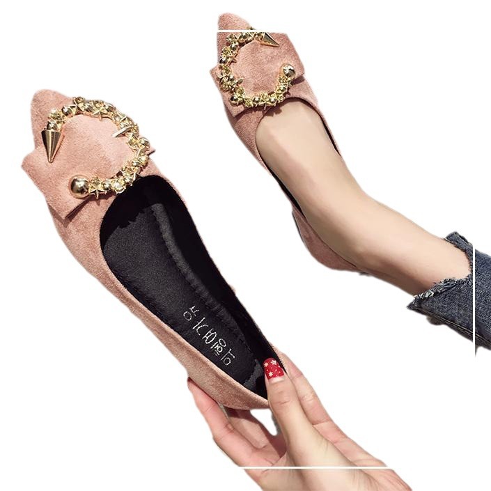 Internet celebrity fashion shallow mouth single shoe women 2024 spring style flat bottomed metal bean soft sole lazy one foot women's shoes Internet celebrity fashion shallow mouth single shoe women 2024 spring style flat bottomed metal bean soft sole lazy one foot women's shoes