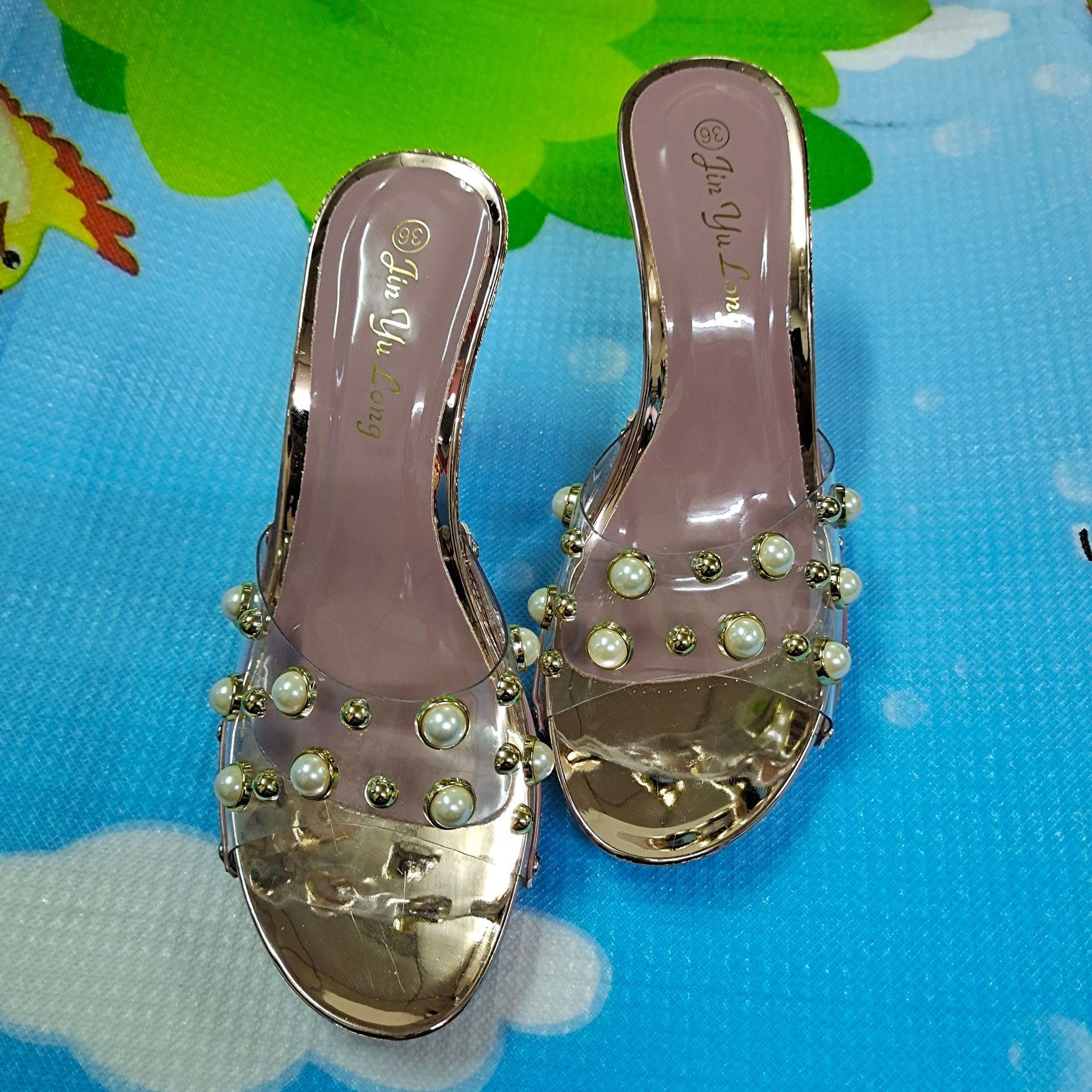 2022 New Summer Fashion Outerwear Glass Glue Beaded Fine Heel Hard Bottom Korean Edition Cool Slippers 2022 New Summer Fashion Outerwear Glass Glue Beaded Fine Heel Hard Bottom Korean Edition Cool Slippers