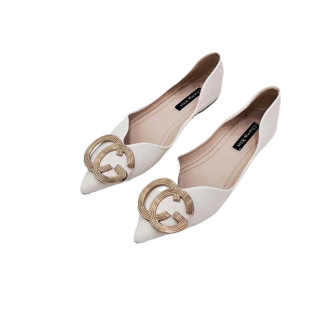 2022 Spring New Women's Shoes Pointed Single Shoes Women's Shallow Mouth Water Diamond Double C-Button Flat Bottom Overbag Shoes 2022 Spring New Women's Shoes Pointed Single Shoes Women's Shallow Mouth Water Diamond Double C-Button Flat Bottom Overbag Shoes