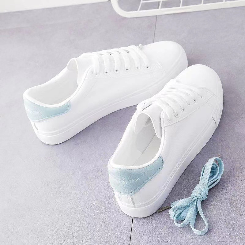 White shoes for women 2024 Spring and Autumn new fashionable flat flat shoes for students, breathable women's shoes, internet famous single shoes, casual white shoes