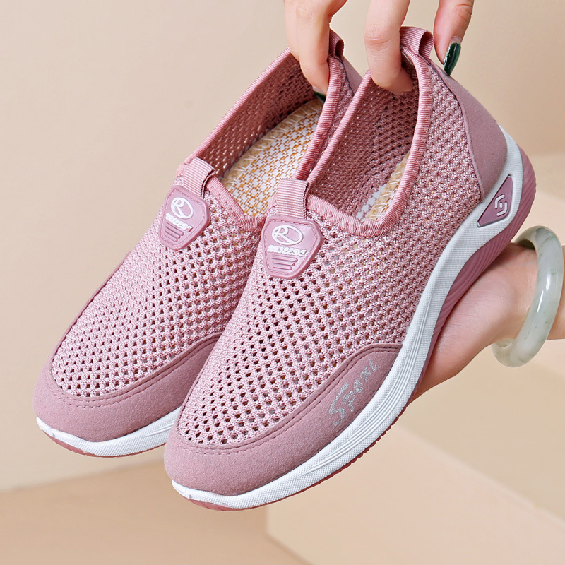 Summer new middle-aged and elderly mesh shoes breathable fly woven mother shoes soft sole comfortable casual cloth shoes for children