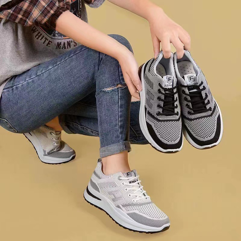 Flyknit casual shoes, women's mesh sports shoes, breathable and comfortable, mother's shoes, cross-border new style