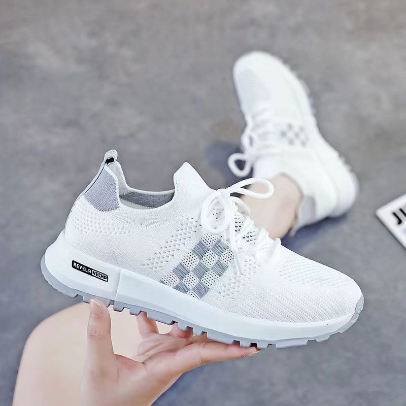 Women's spring new mesh sports shoes, fly woven breathable casual shoes, women's versatile Korean white shoes wholesale