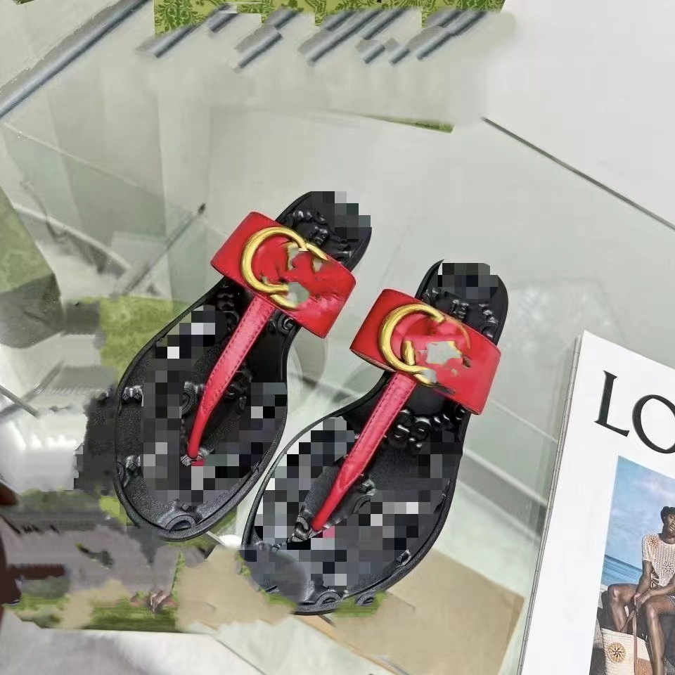 2025 summer new versatile flat bottomed women's shoes with clip on feet, women's T-shaped open toe slippers for casual outdoor wear, travel sand 2025 summer new versatile flat bottomed women's shoes with clip on feet, women's T-shaped open toe slippers for casual outdoor wear, travel sand