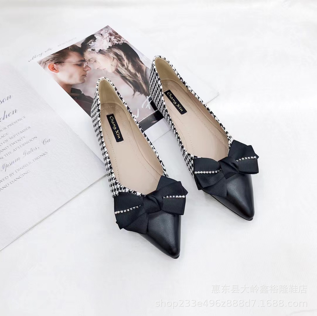 2022 Autumn Korean version fairy bow shallow mouth soft leather soft sole pointed flat shoes