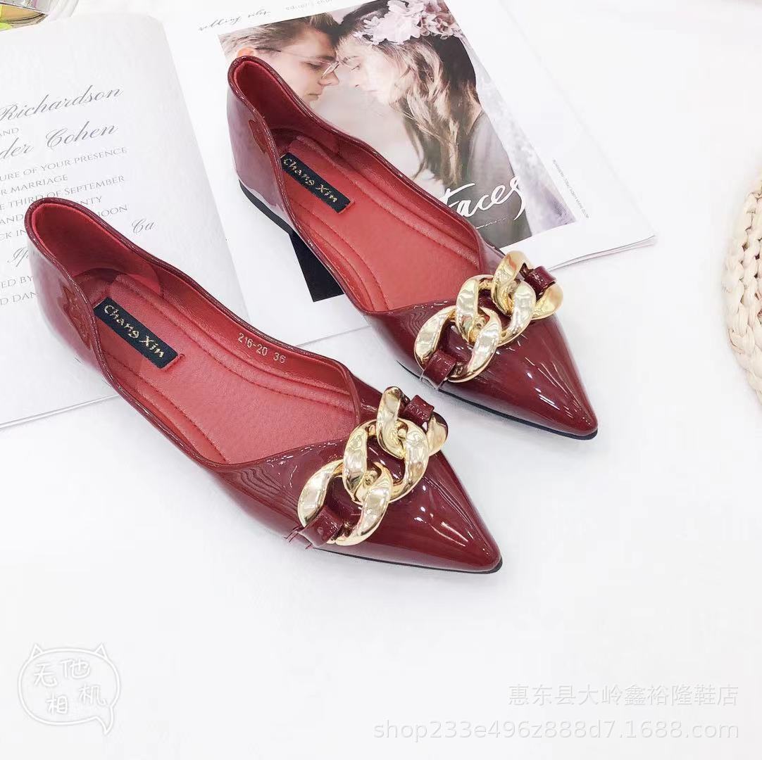 2025 Four Seasons New Women's Shoes Lacquer Leather Pointed Metal Buckle Shallow Mouth Flat Bottom Drip Plastic Overbag Shoes Fashion Style 2025 Four Seasons New Women's Shoes Lacquer Leather Pointed Metal Buckle Shallow Mouth Flat Bottom Drip Plastic Overbag Shoes Fashion Style