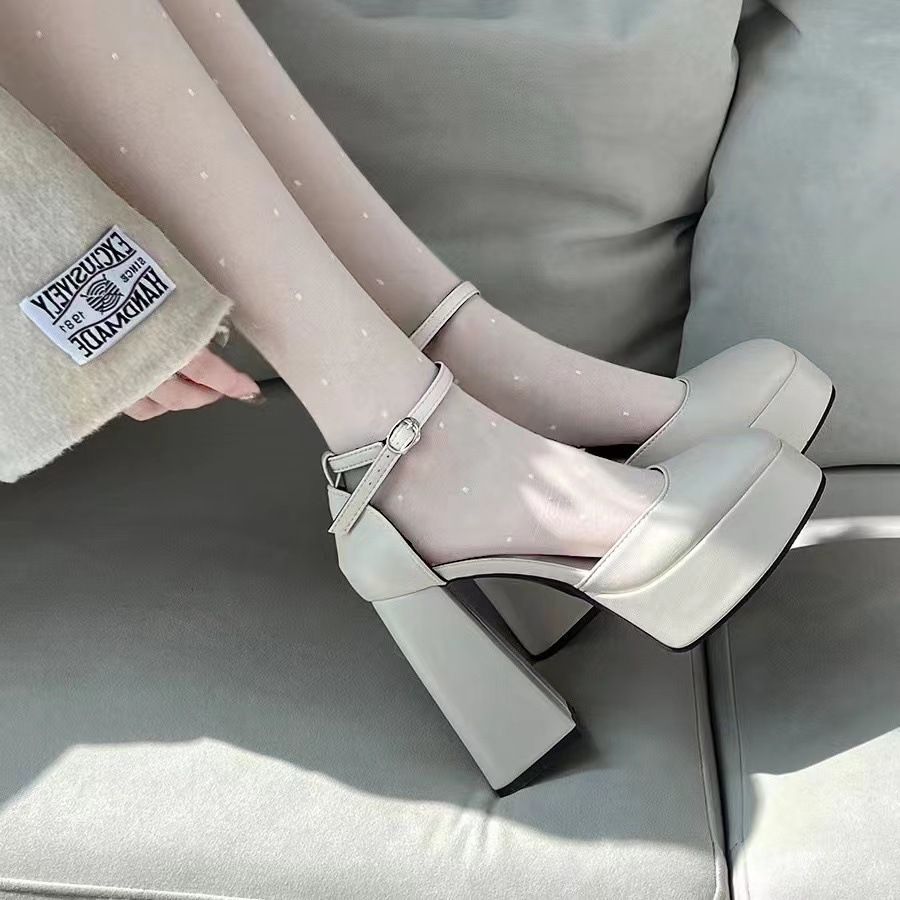 Mary Jane's thick heel high-heeled shoes for women 2024 new fairy style waterproof platform French square toe buckle strap single shoe