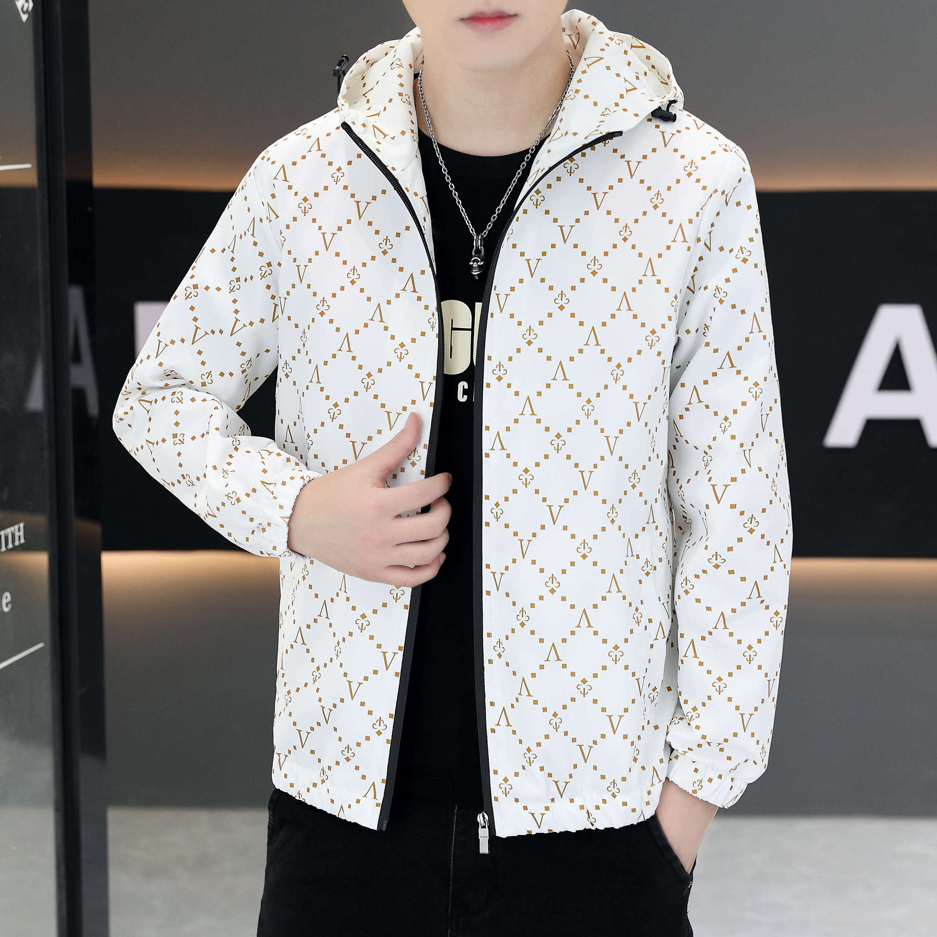 Men's 2024 New Spring and Autumn Trendy Handsome Jacket Men's Trendy Brand Fashion Casual Hooded Thin Clothes