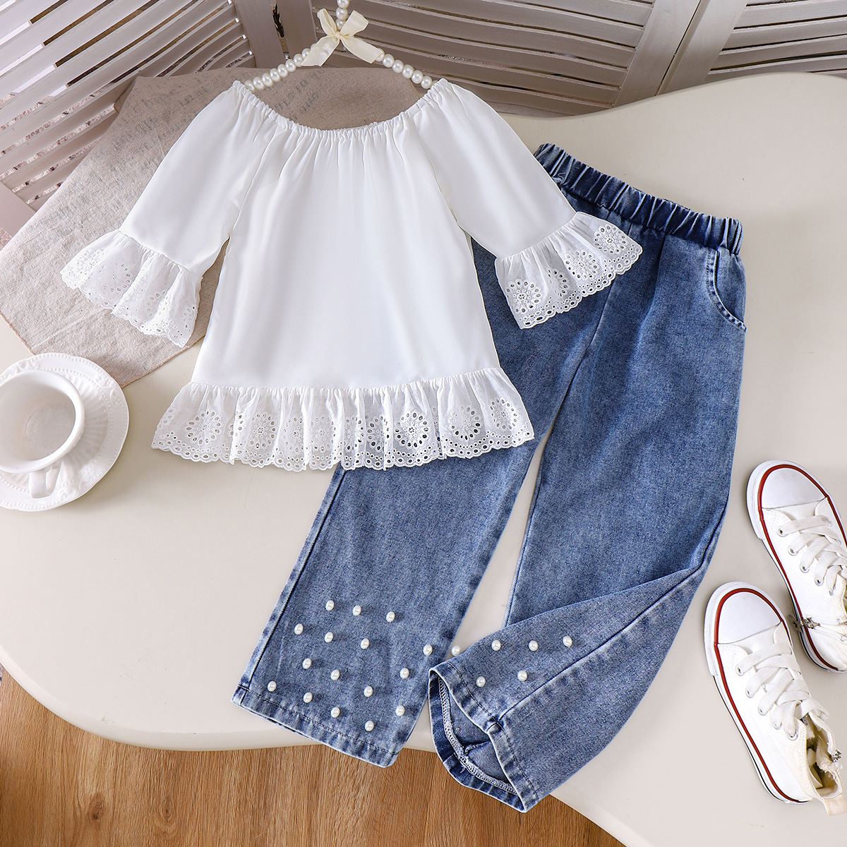 Foreign trade children's clothing simple set for baby girls, white long sleeved top, denim pants two-piece set