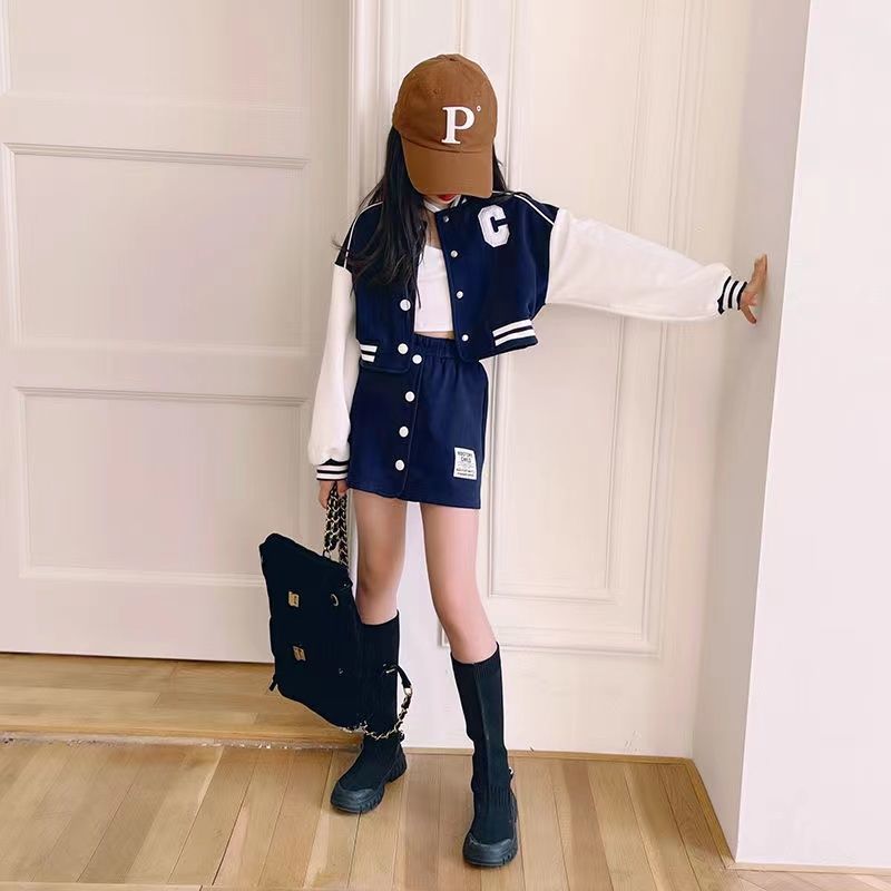 Girls' Spring and Autumn Sports Set 2024 New Baseball Jacket Short Skirt Two Piece Set Korean Version Children's Set