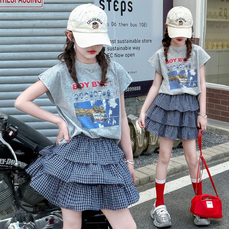 Girls' Korean Fashion Skirt Set, Summer New Style, Western Style Letter Sleeveless Top, Checkered Skirt Two Piece Set