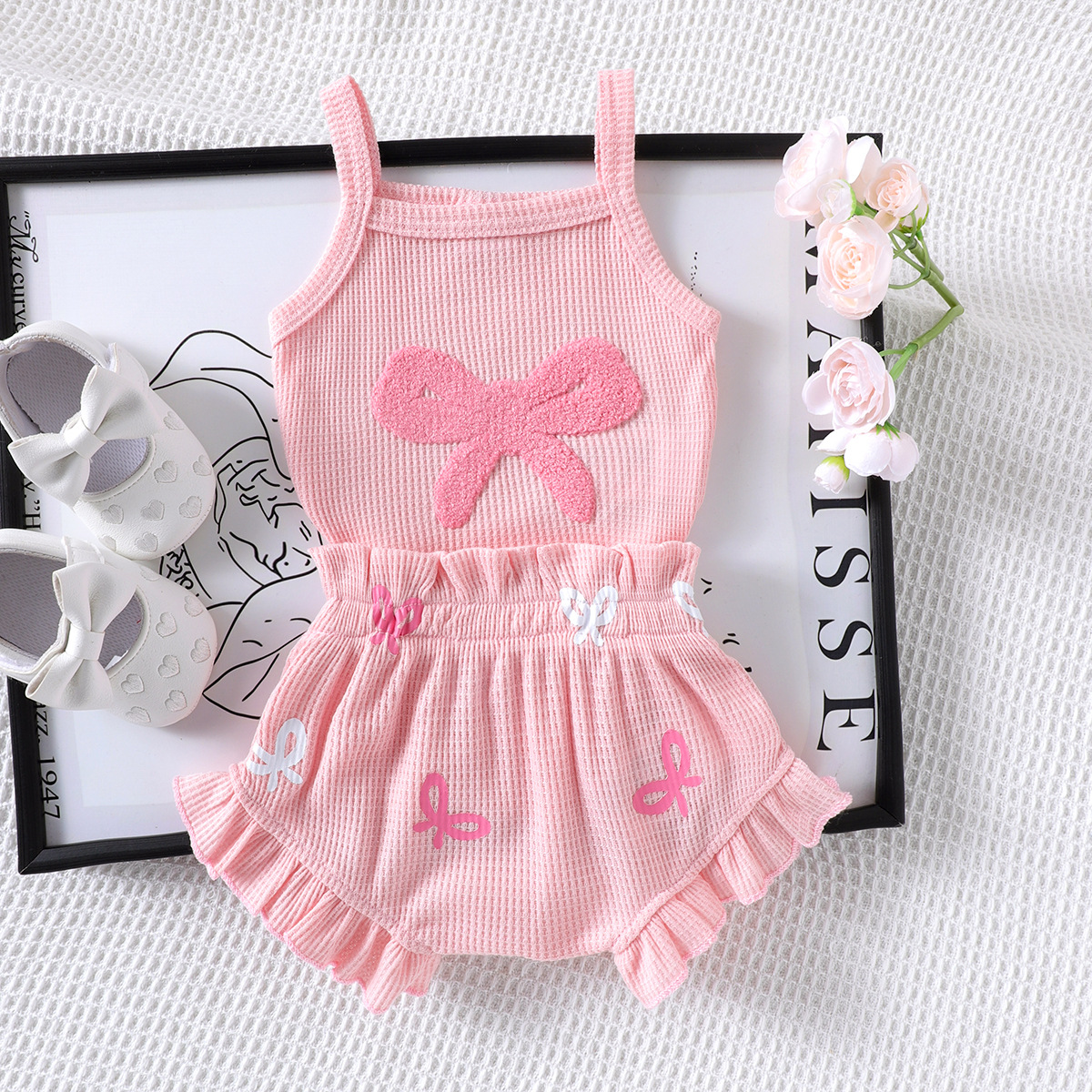 European and American children's clothing, cute camisoles, butterfly bows, khaki, pink khaki, two-piece set