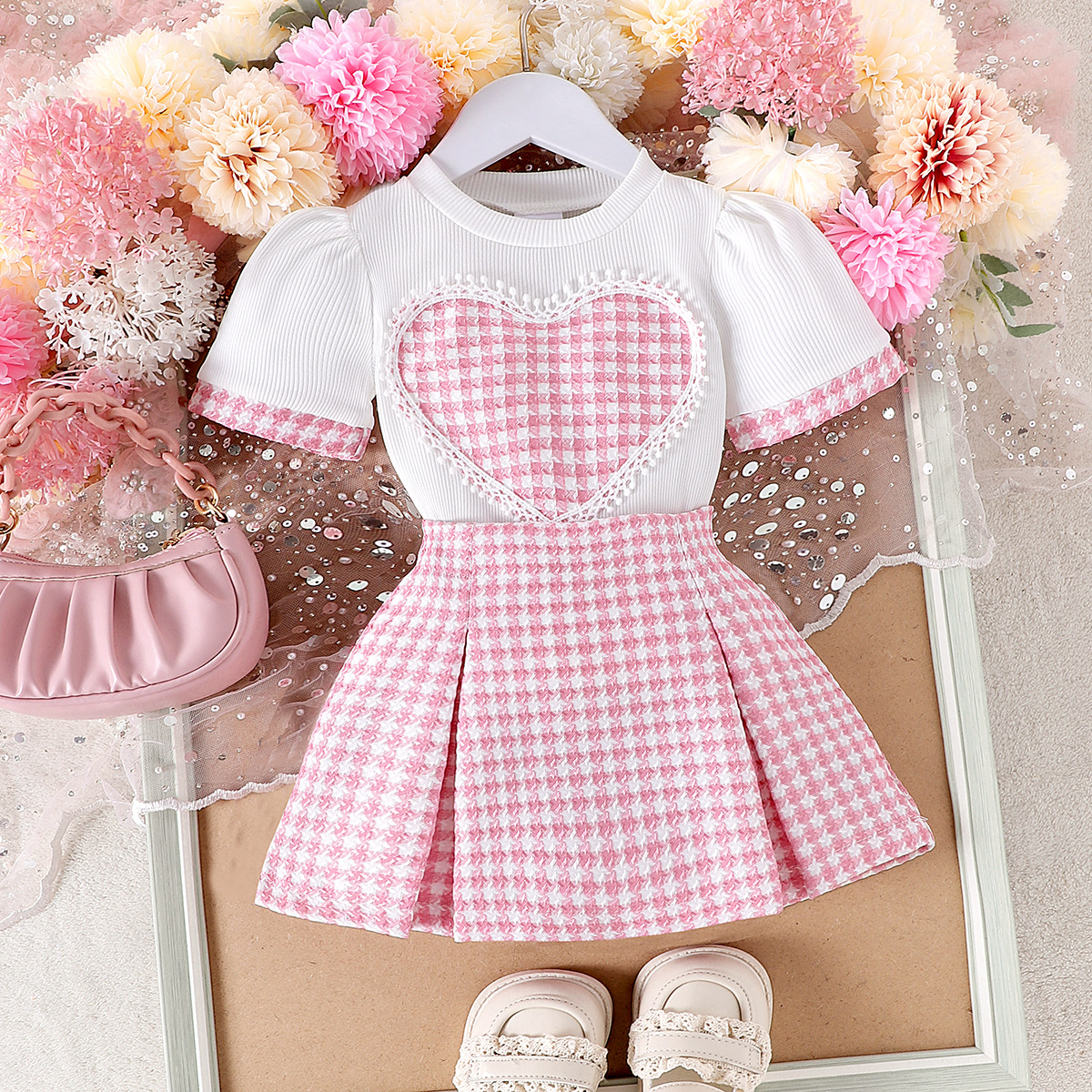 European and American cross-border girl baby summer new white pit stripe love short sleeved pink checkered short skirt two-piece set