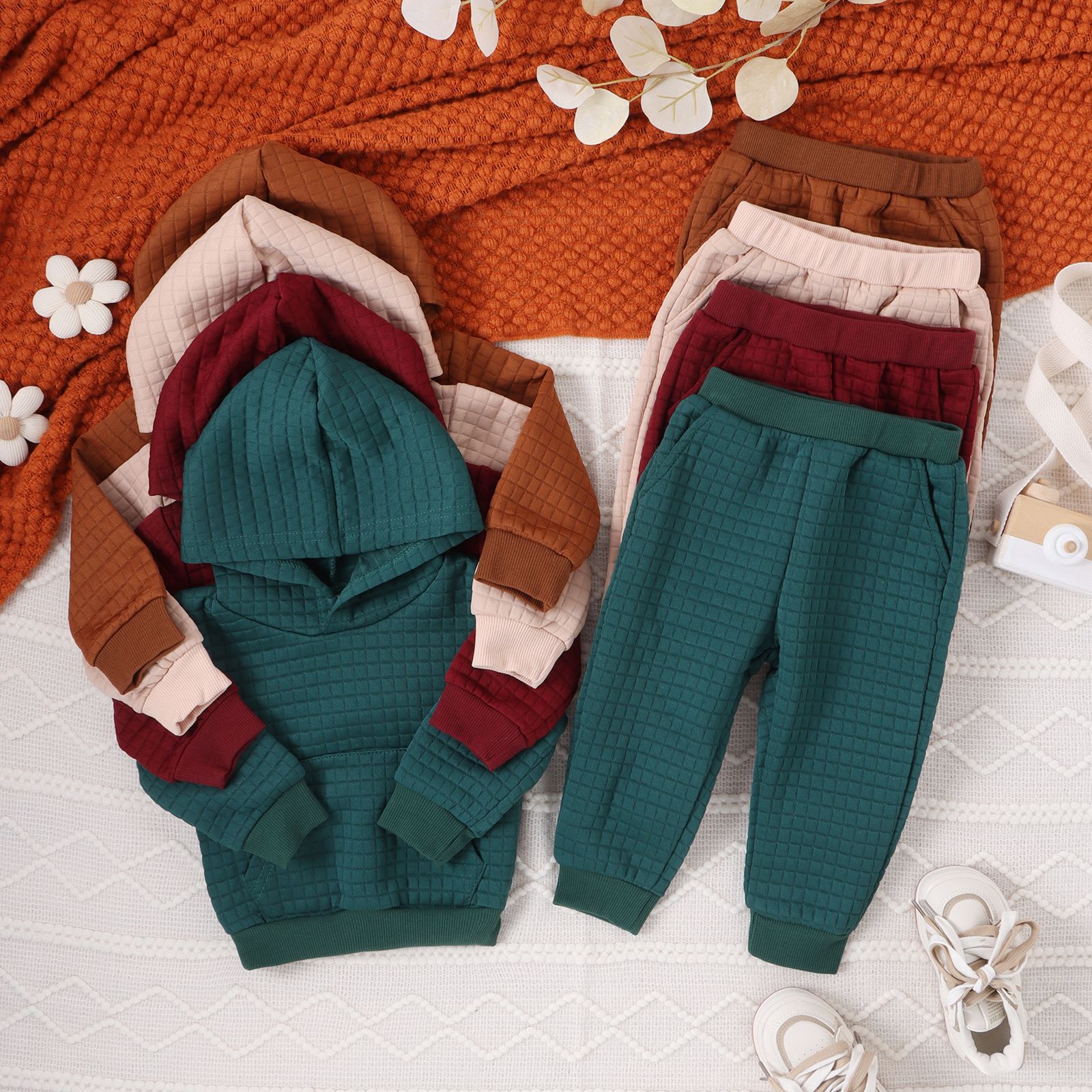Children's autumn and winter warm and thick set, boys' hooded sweatshirt set, girls' solid color long sleeved casual set, two-piece set