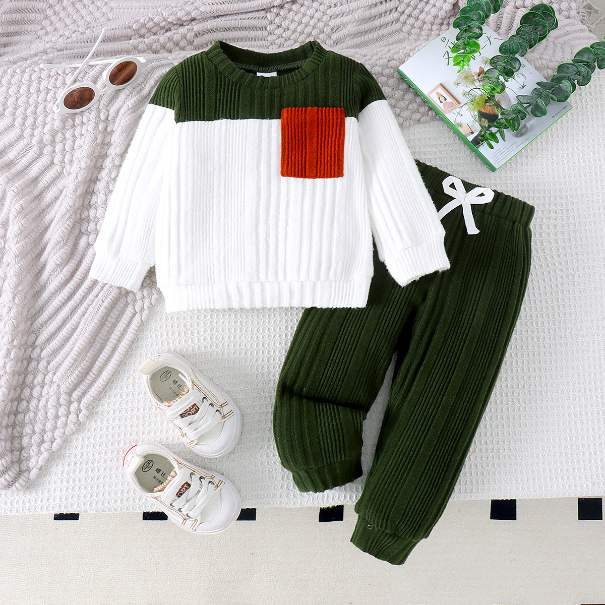 Cross border boys' and babies' color blocked long sleeved hoodie, butterfly knot solid color ankle pants two-piece set for foreign trade