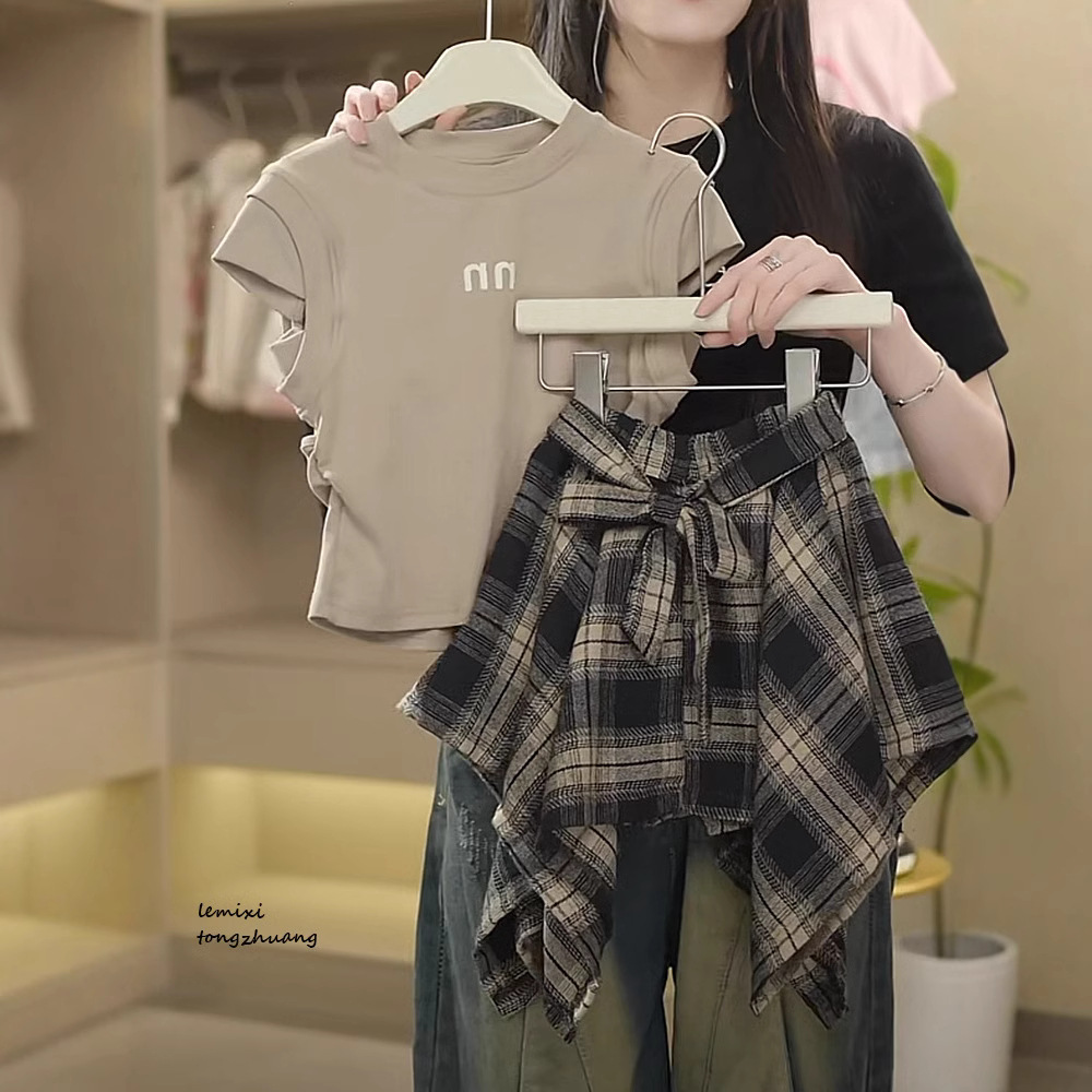 Girl and Baby Korean Edition Skirt Set, Summer New Style, Western Style, Letter Short Sleeve, Fashionable Plaid Skirt, Two Piece Set