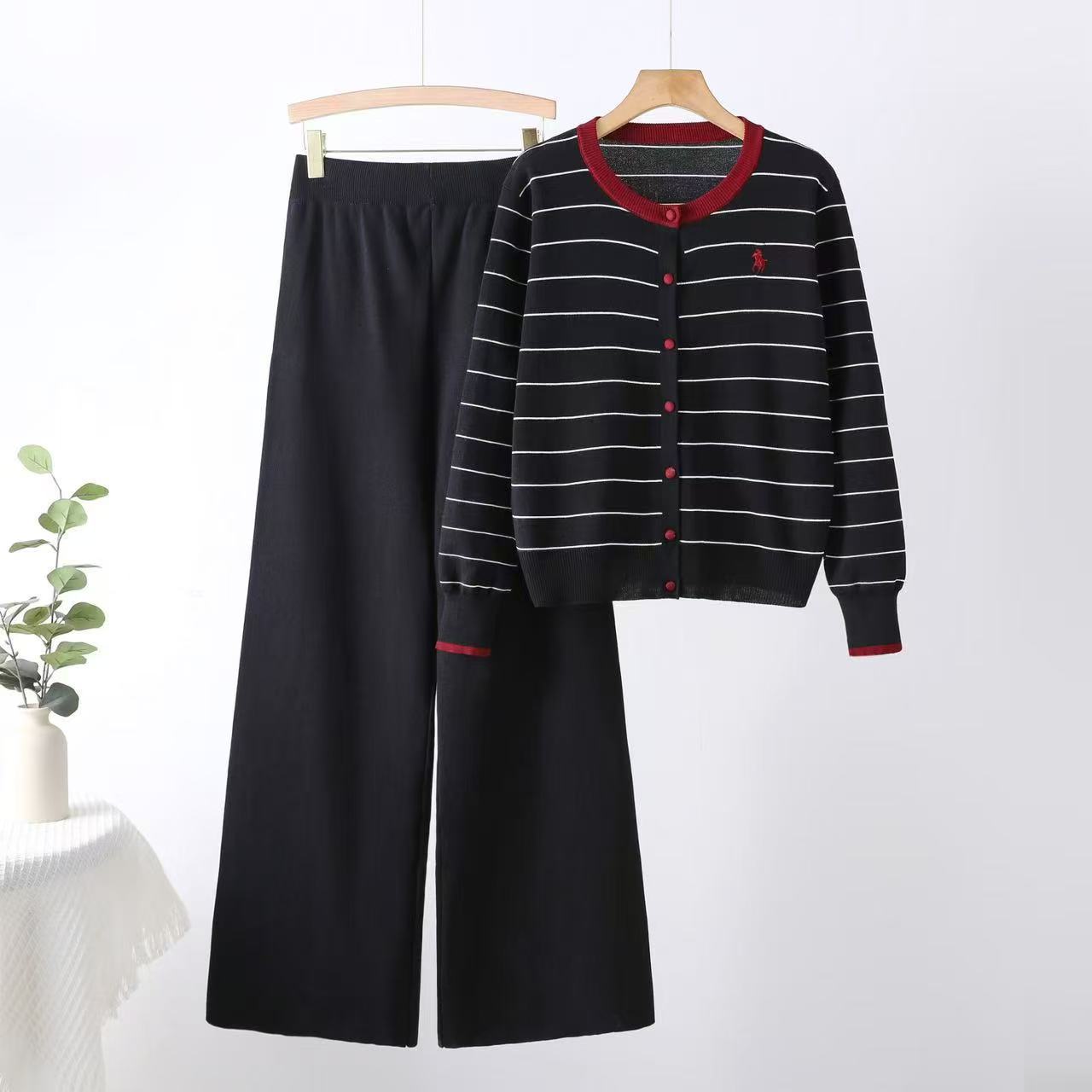 2025 Korean version spring high-end temperament versatile western-style striped knitted top high waisted casual pants two-piece set 2025 Korean version spring high-end temperament versatile western-style striped knitted top high waisted casual pants two-piece set