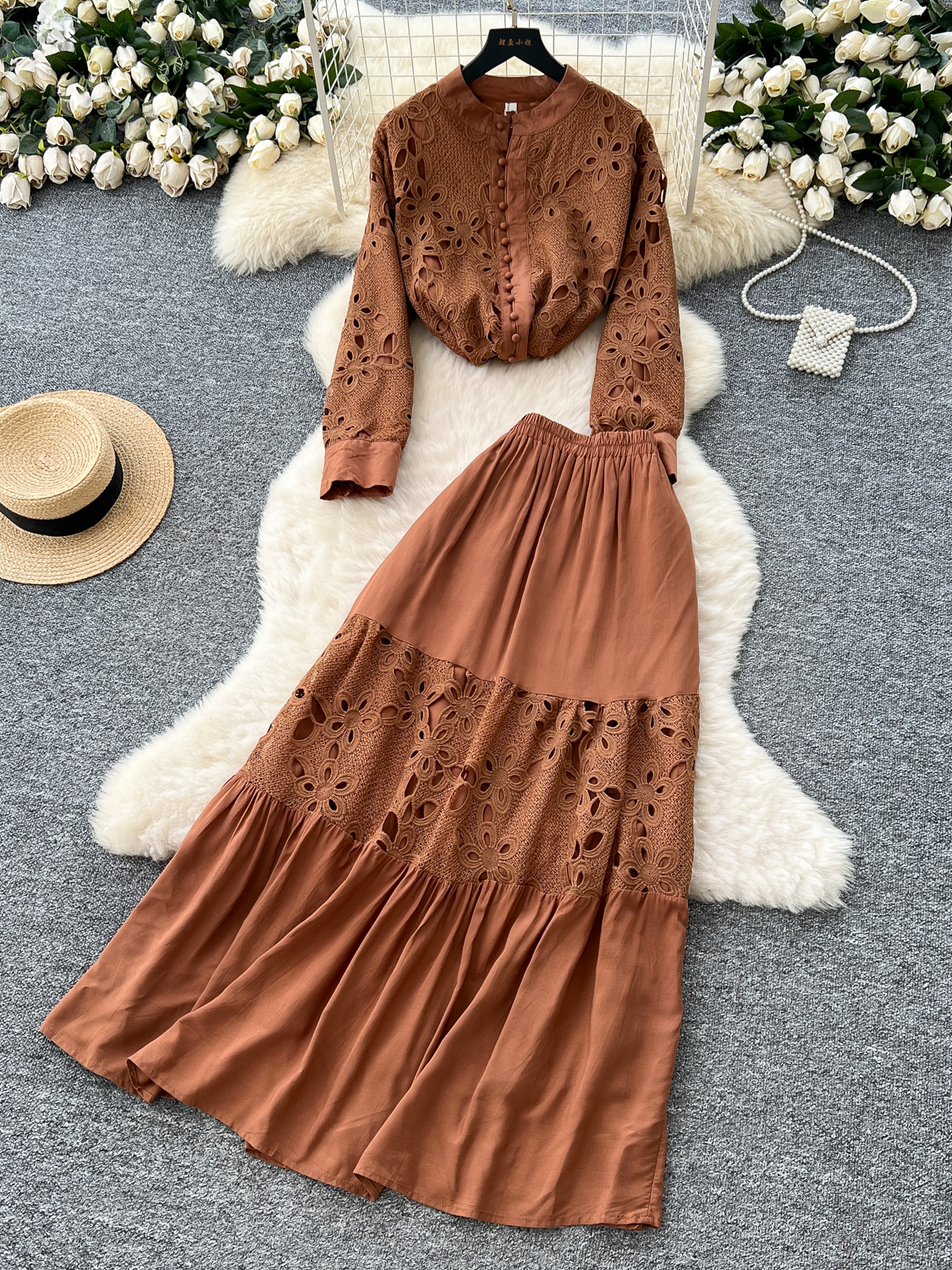 French court style suit, fashionable and heavy industry, with hollowed out hook flower embroidery, long sleeved shirt and high waisted skirt French court style suit, fashionable and heavy industry, with hollowed out hook flower embroidery, long sleeved shirt and high waisted skirt