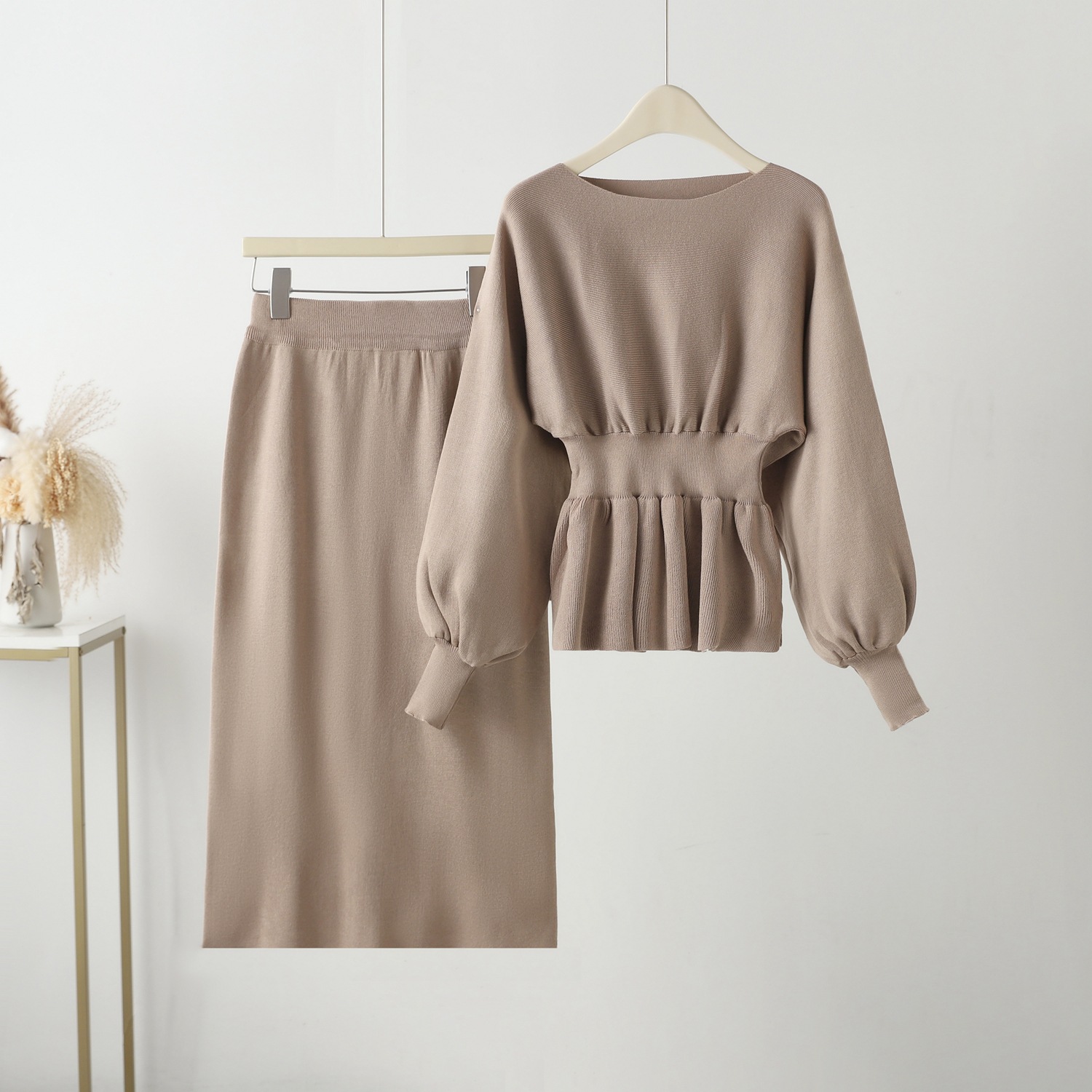 Fashion Set for Women 2023 Spring and Autumn Vintage Bag Hip, Waist, and Slimming Knitted Dress Two Piece Set Round Neck Solid Color Fashion Set for Women 2023 Spring and Autumn Vintage Bag Hip, Waist, and Slimming Knitted Dress Two Piece Set Round Neck Solid Color