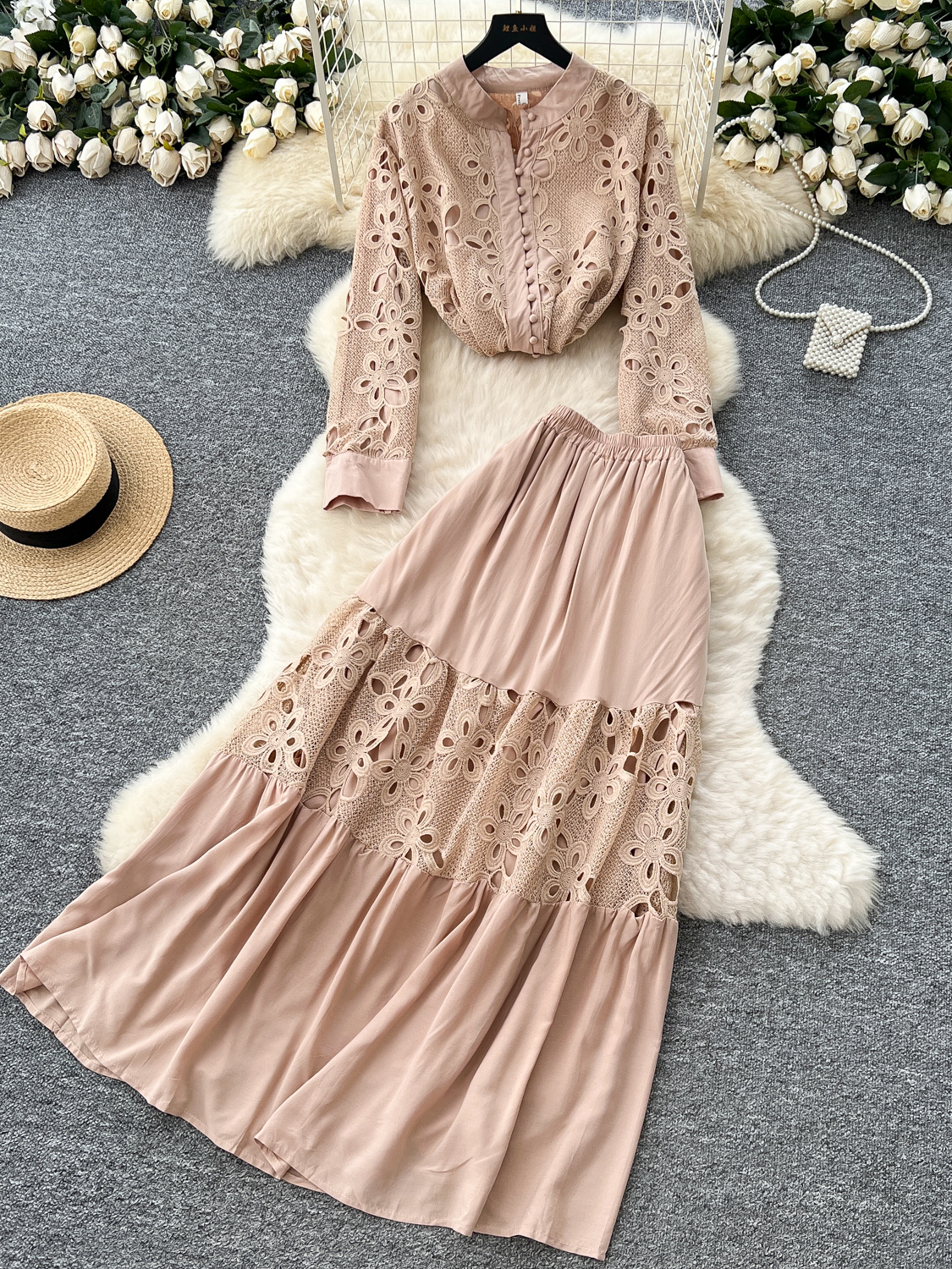 French court style suit, fashionable and heavy industry, with hollowed out hook flower embroidery, long sleeved shirt and high waisted skirt French court style suit, fashionable and heavy industry, with hollowed out hook flower embroidery, long sleeved shirt and high waisted skirt