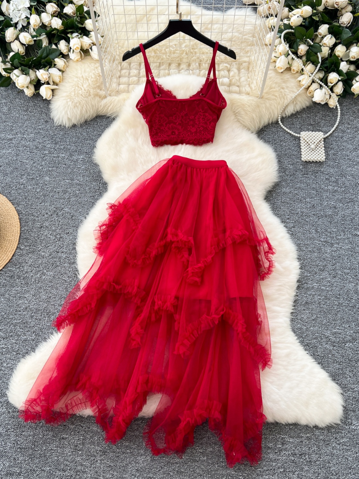 Atmosphere fairy suit dress 2024 new sexy lace camisole top high waist irregular mesh skirt Atmosphere fairy suit dress 2024 new sexy lace camisole top high waist irregular mesh skirt