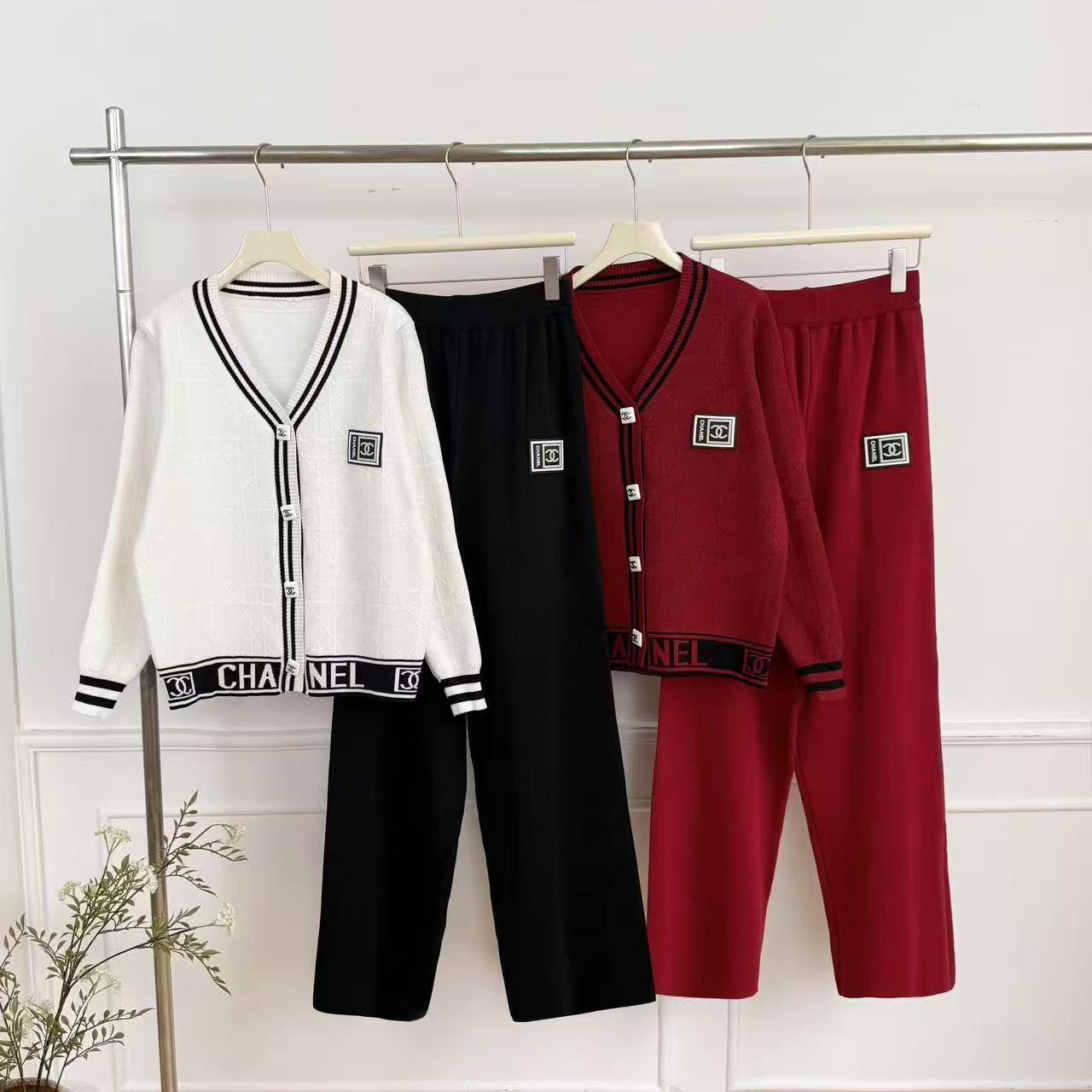 Cross border European and American women's clothing 2025 autumn and winter new sweater V-neck versatile knitted cardigan wide leg pants two-piece set