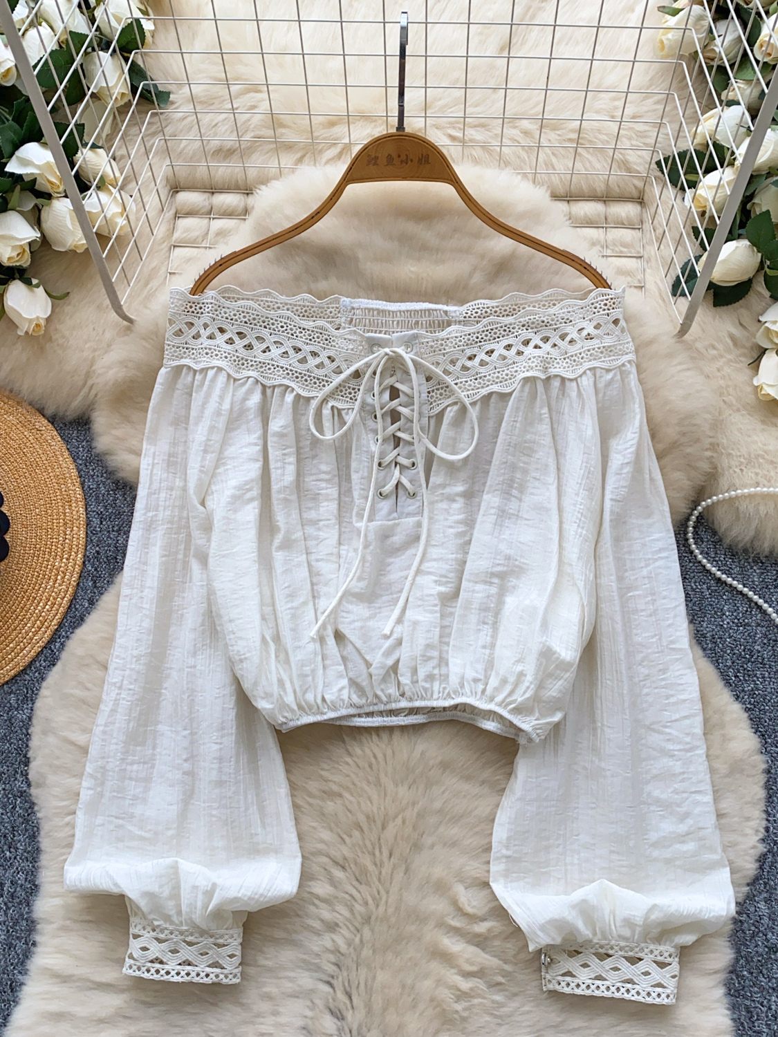 Design Heart Machine One Shoulder Long Sleeve Shirt for Women Autumn Heart Machine Lace Collar Lace Splicing Waist Short Top Trendy Design Heart Machine One Shoulder Long Sleeve Shirt for Women Autumn Heart Machine Lace Collar Lace Splicing Waist Short Top Trendy