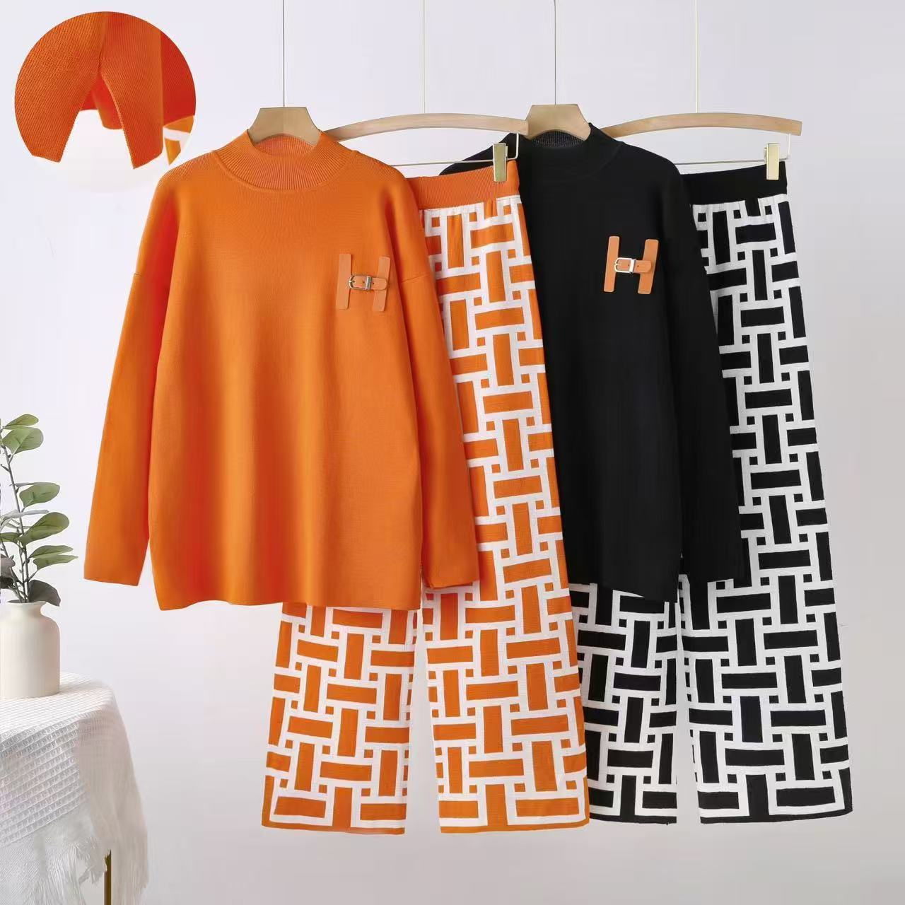 Cross border 2025 New Simple Letter Knitted Loose T-shirt Sports and Leisure Wide Leg Pants Knitted Two Piece Set for Women Cross border 2025 New Simple Letter Knitted Loose T-shirt Sports and Leisure Wide Leg Pants Knitted Two Piece Set for Women
