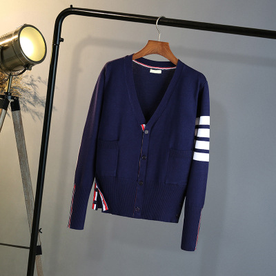 Men's and women's knitted cardigans, women's short sweaters, women's couples' autumn clothes, spring and autumn loose jackets, knitted jackets Men's and women's knitted cardigans, women's short sweaters, women's couples' autumn clothes, spring and autumn loose jackets, knitted jackets