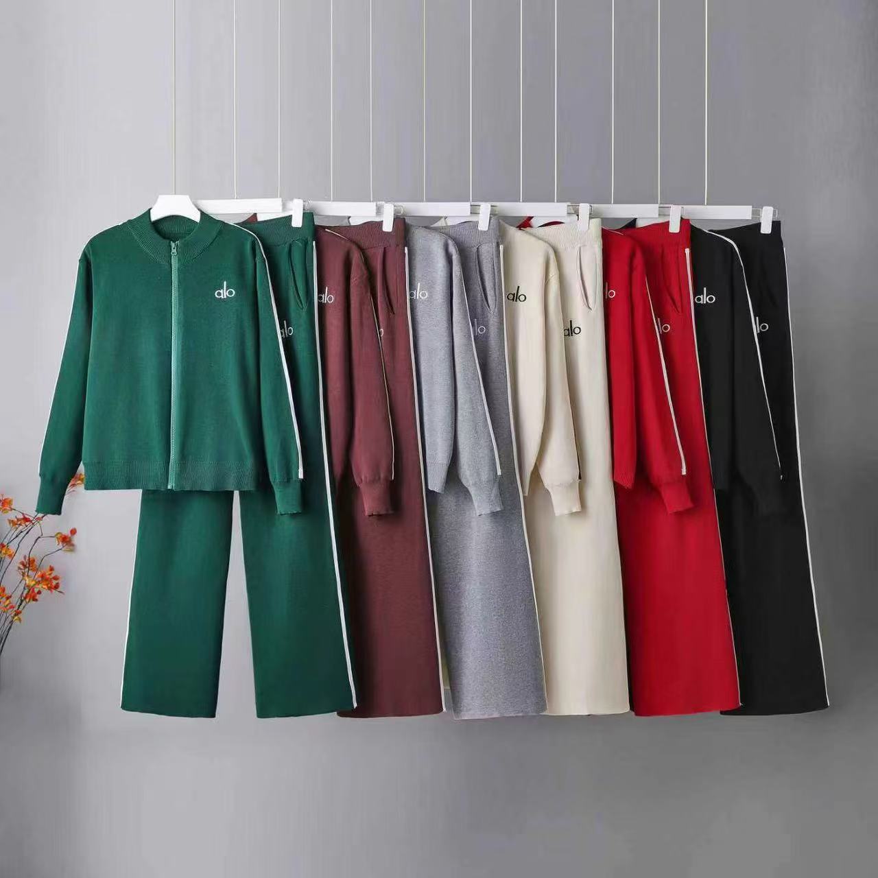 Cross border European Station 2025 Spring and Autumn New Style Sports and Leisure cardigan, slimming and wide leg pants, simple two-piece set