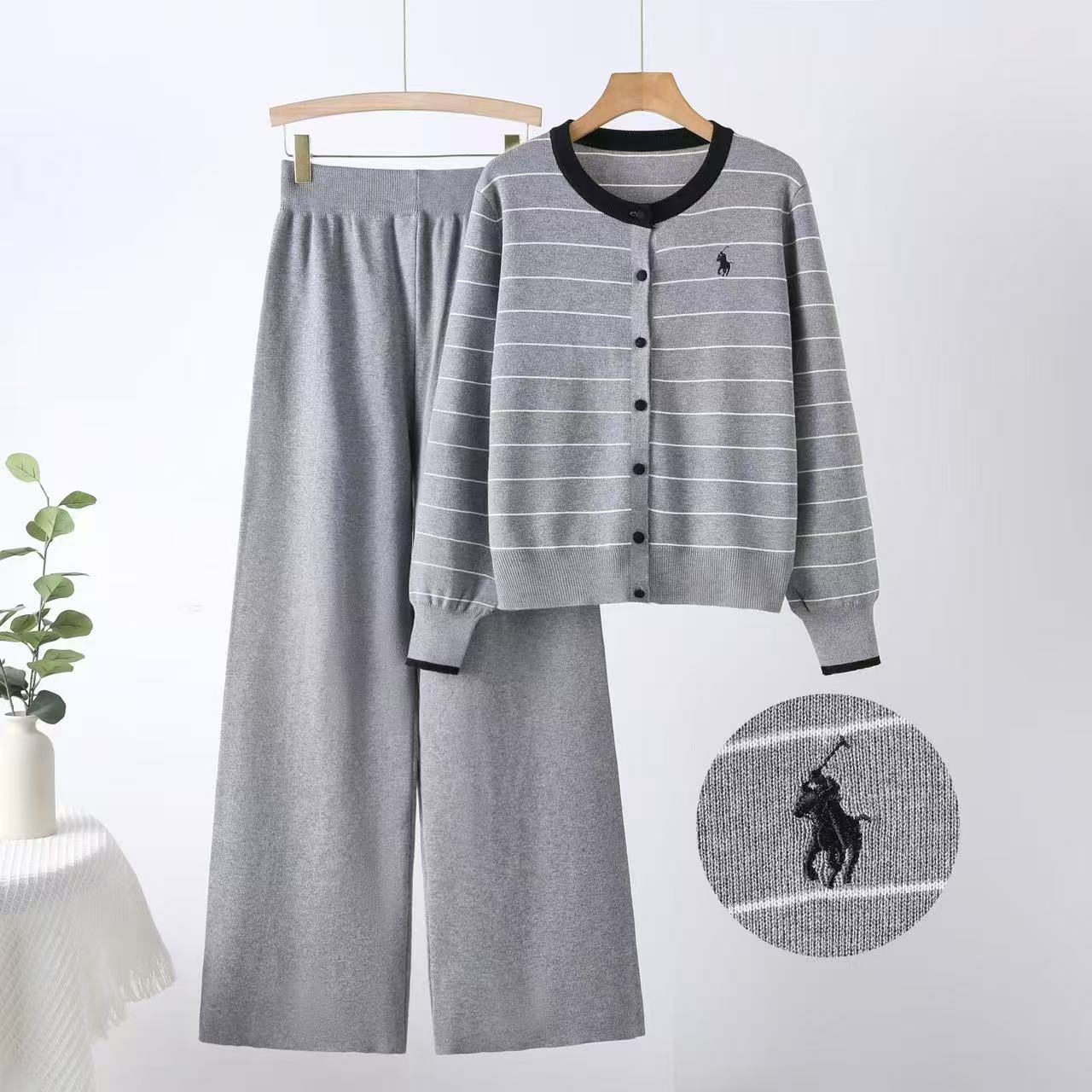 2025 Korean version spring high-end temperament versatile western-style striped knitted top high waisted casual pants two-piece set 2025 Korean version spring high-end temperament versatile western-style striped knitted top high waisted casual pants two-piece set