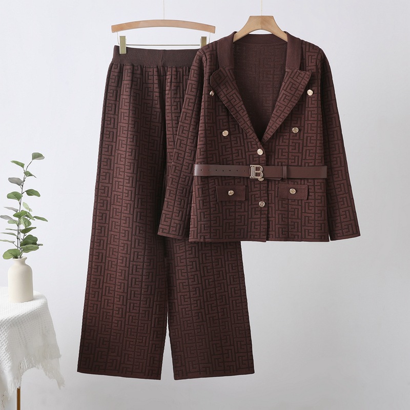 Cross border new comfortable women's clothing maze jacquard pattern B-shaped breasted lapel, waist cinched knit long sleeved pants set Cross border new comfortable women's clothing maze jacquard pattern B-shaped breasted lapel, waist cinched knit long sleeved pants set
