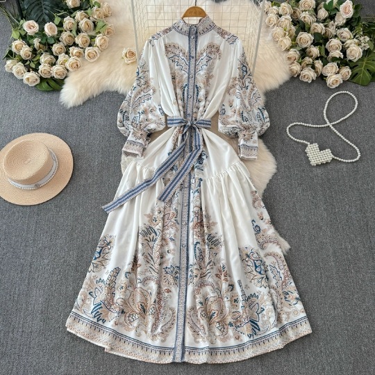 French retro high-end lantern long sleeved printed dress for women, light luxury and elegant, single breasted waist cinching long skirt with a large swing