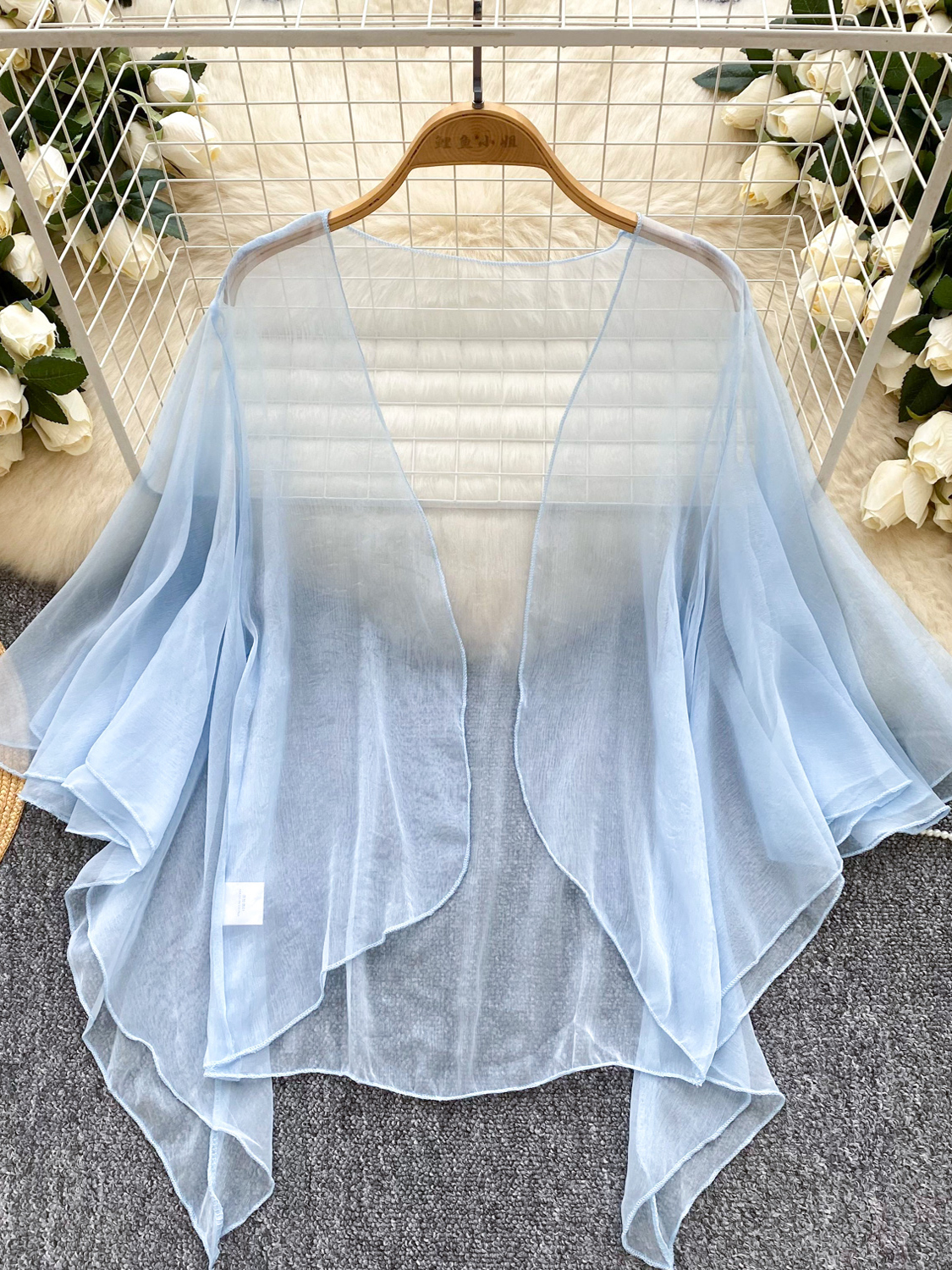 Extremely simple style solid color mesh cardigan for women in summer, loose and slimming, sweet shawl, sunscreen air conditioning shirt, top, jacket, trendy Extremely simple style solid color mesh cardigan for women in summer, loose and slimming, sweet shawl, sunscreen air conditioning shirt, top, jacket, trendy