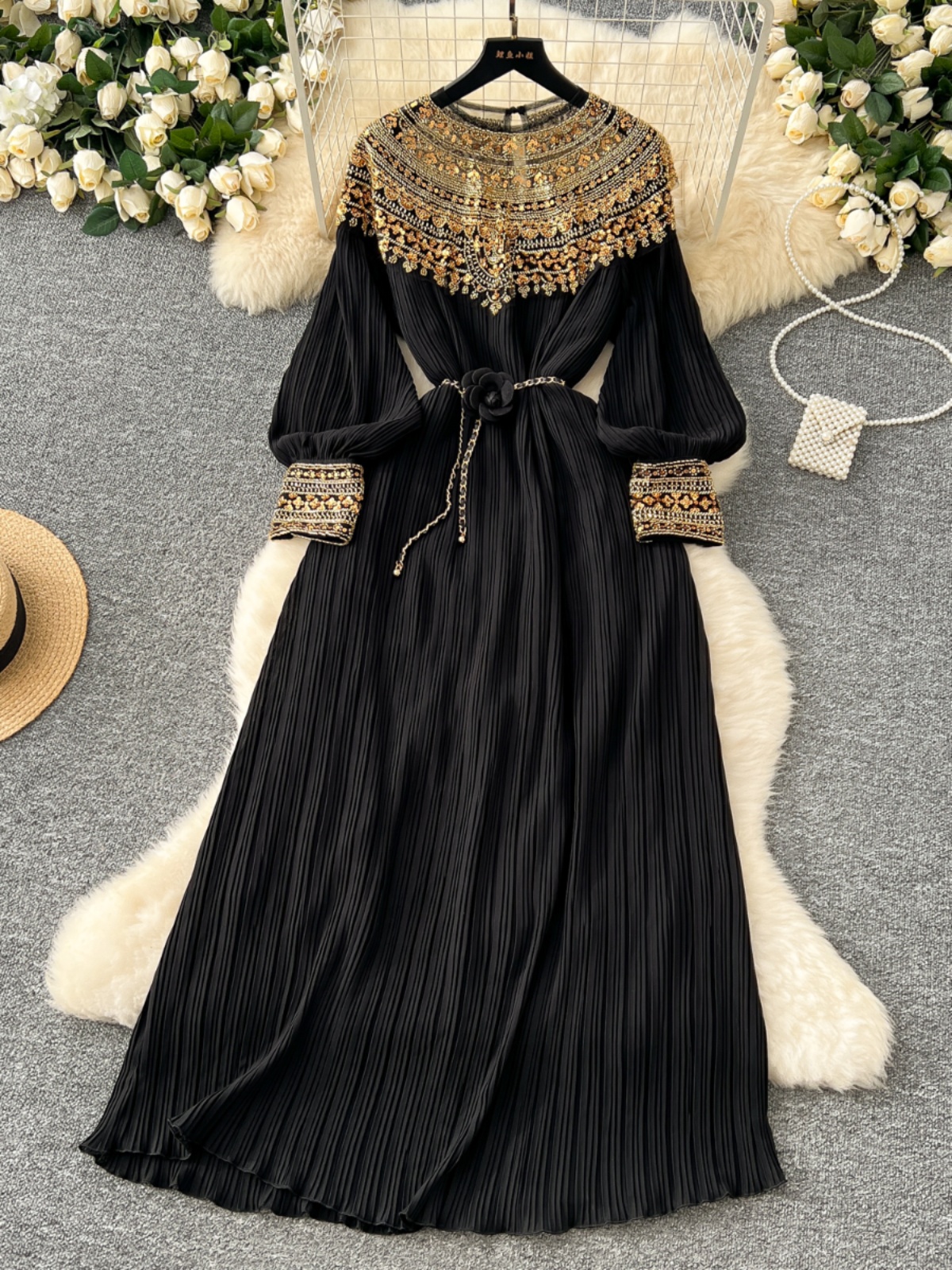 High end women's temperament dress 2024 winter heavy industry nail bead sequin loose waist long pleated dress dress High end women's temperament dress 2024 winter heavy industry nail bead sequin loose waist long pleated dress dress