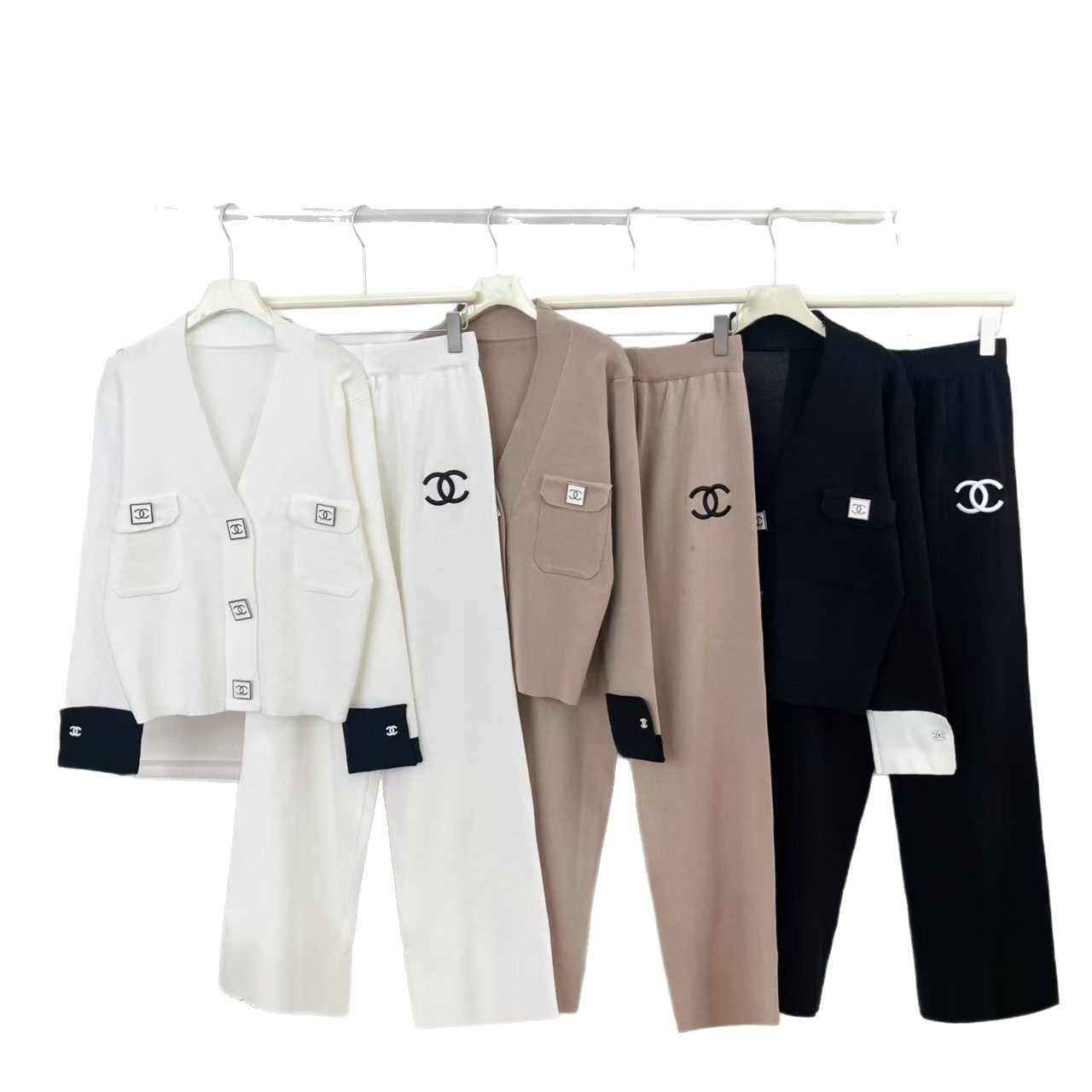 Cross border 2025 Xiaoxiangfeng Knitted Jacket New Elegant Style Black and White Cardigan High Waist Wide Leg Pants Two Piece Set Cross border 2025 Xiaoxiangfeng Knitted Jacket New Elegant Style Black and White Cardigan High Waist Wide Leg Pants Two Piece Set