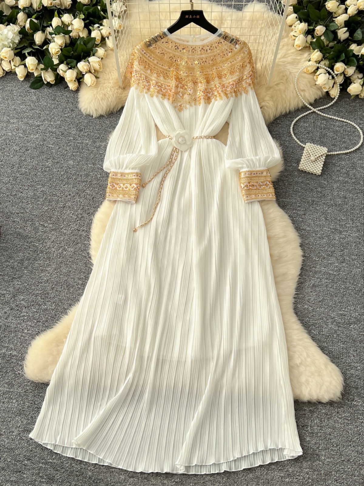 High end women's temperament dress 2024 winter heavy industry nail bead sequin loose waist long pleated dress dress High end women's temperament dress 2024 winter heavy industry nail bead sequin loose waist long pleated dress dress