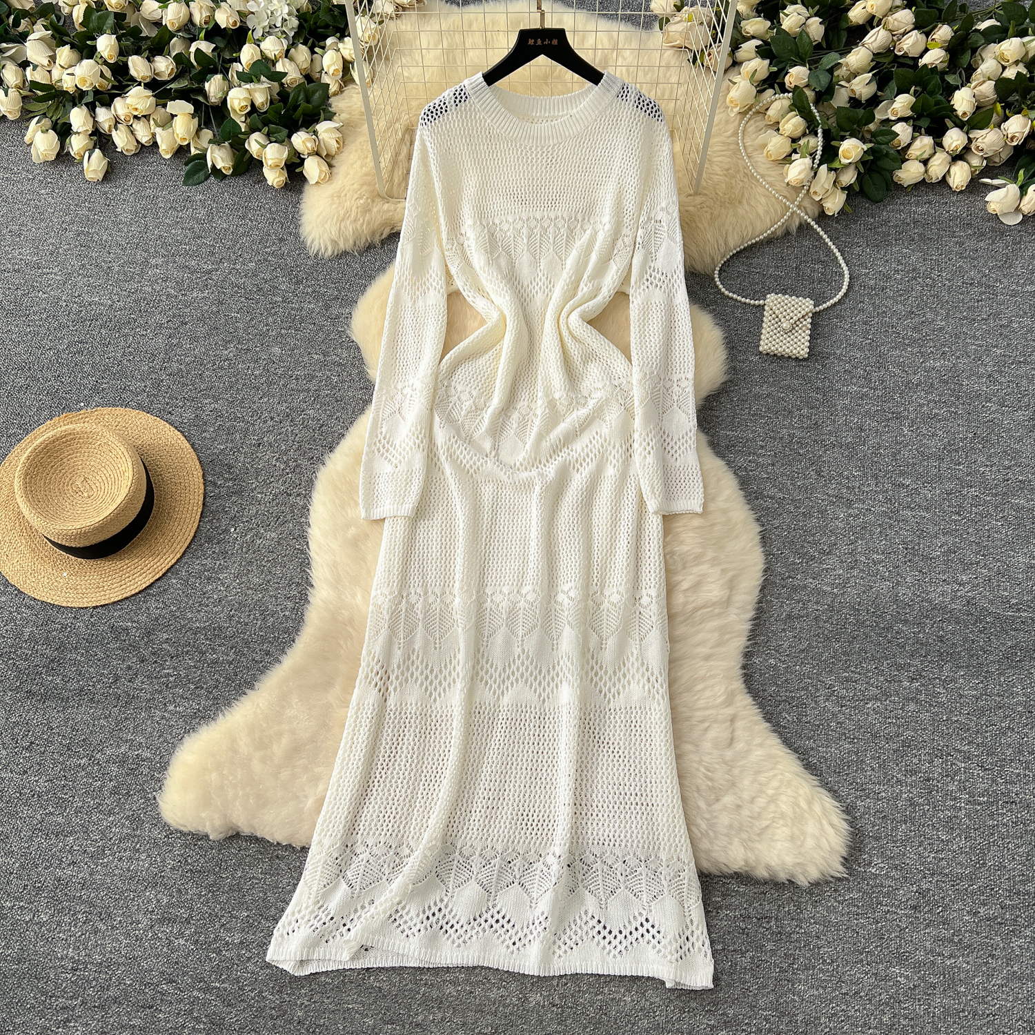 Korean gentle style, age reducing and lazy style, hollowed out hook and flower knitted dress, women's interior with camisole dress, two-piece set Korean gentle style, age reducing and lazy style, hollowed out hook and flower knitted dress, women's interior with camisole dress, two-piece set
