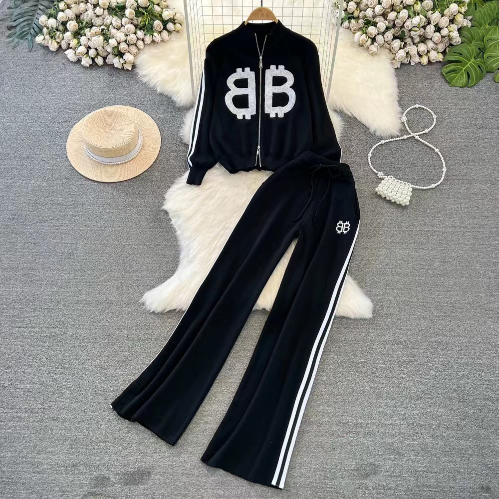 Fashion set for women in autumn and winter, long sleeved stand up collar zipper knitted jacket, two-piece set, casual high waist slimming wide leg pants